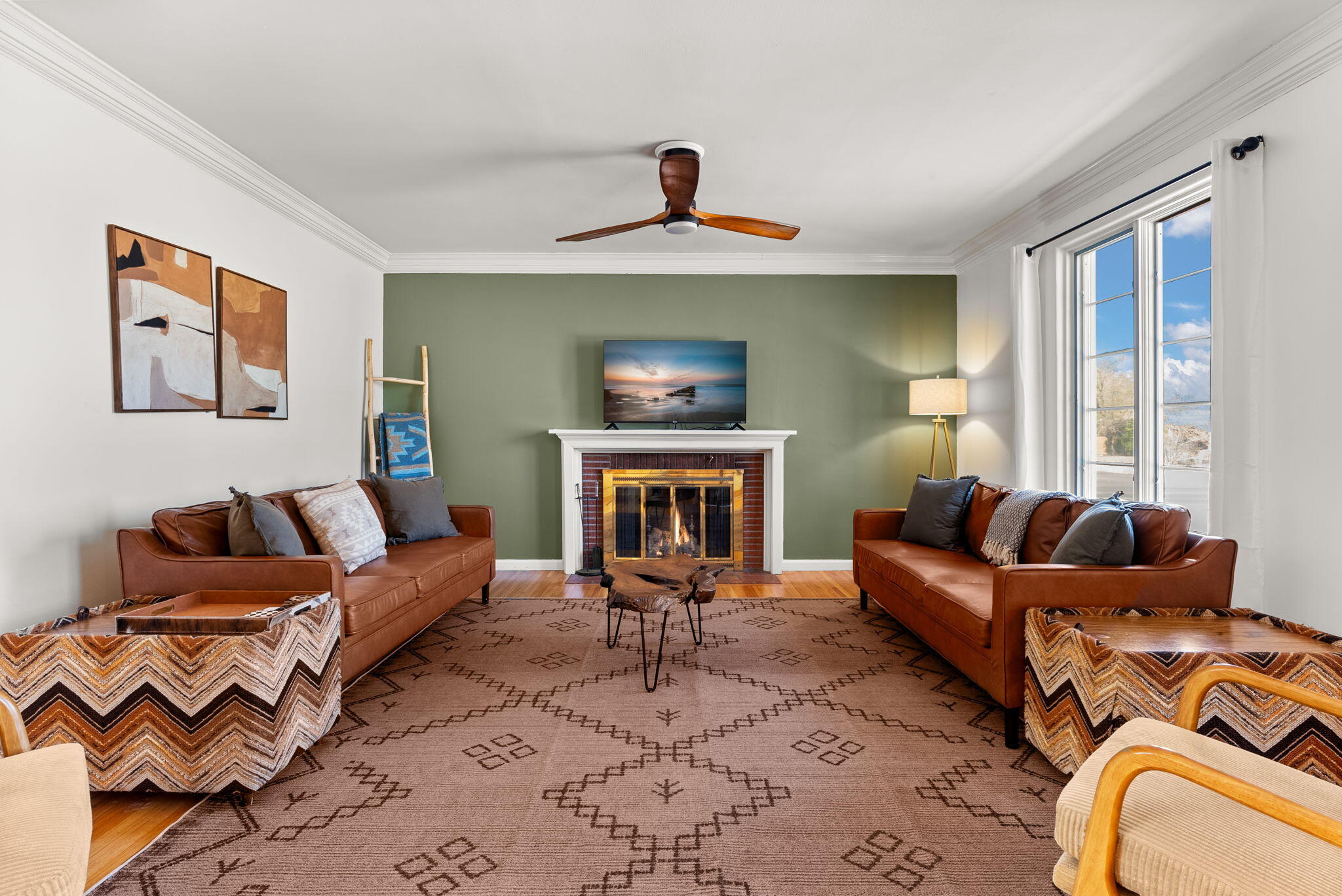 3600 MACKLAND Avenue NE