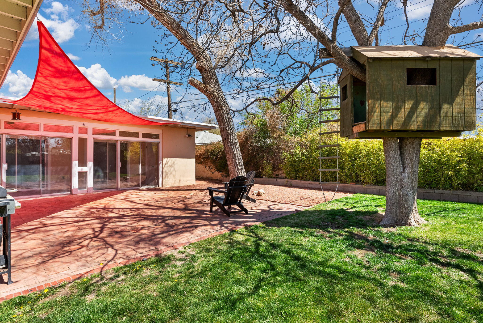 3600 MACKLAND Avenue NE