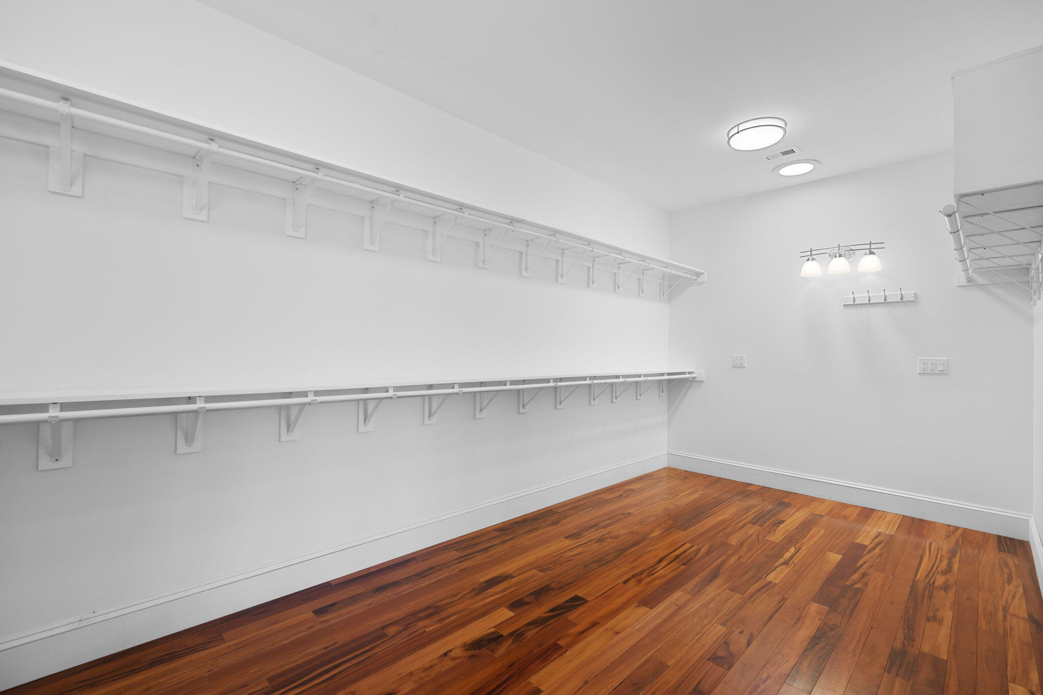 520 CAMINO DE SUERTE NW