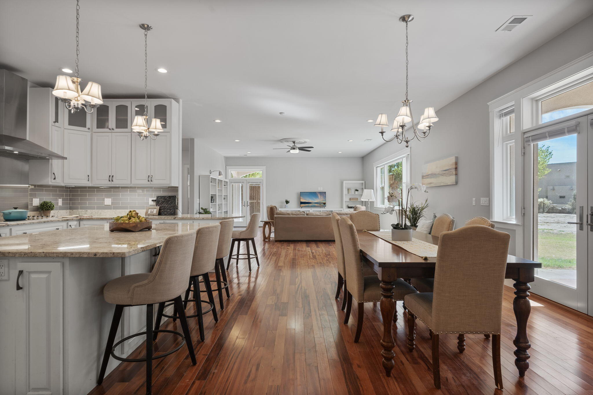 520 CAMINO DE SUERTE NW