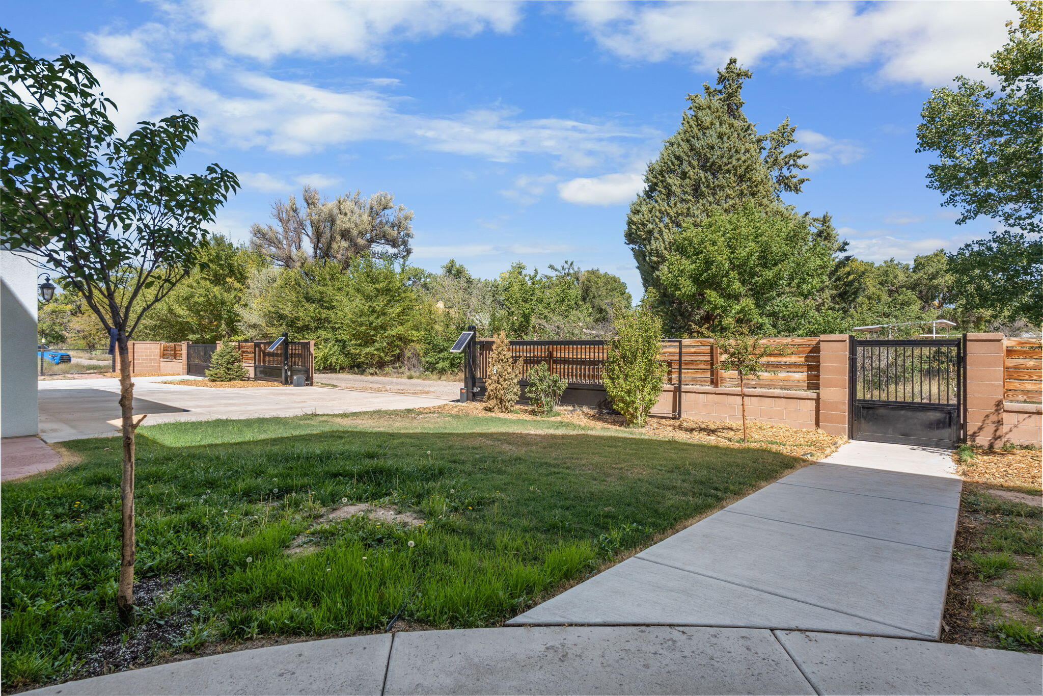 520 CAMINO DE SUERTE NW