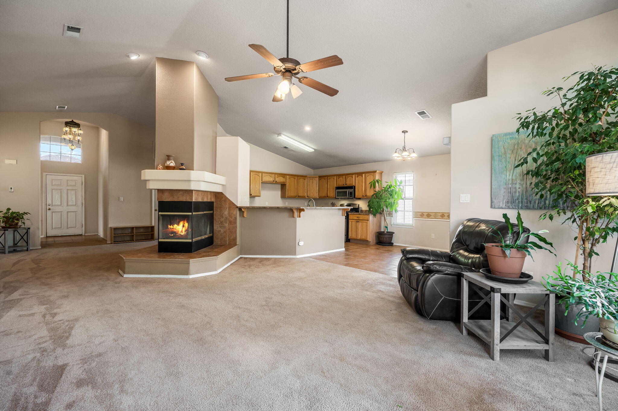 8620 Casa Verde Avenue NW