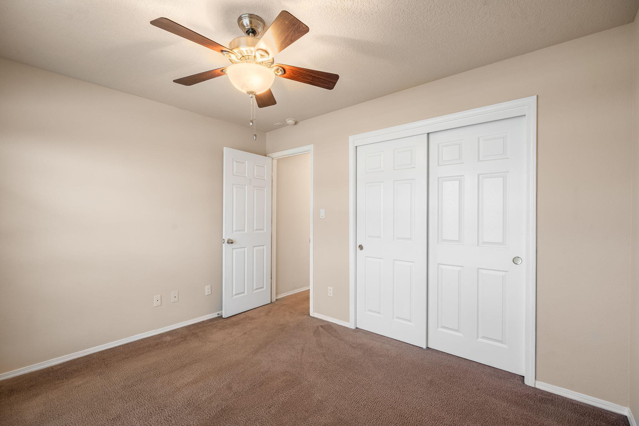 8620 Casa Verde Avenue NW