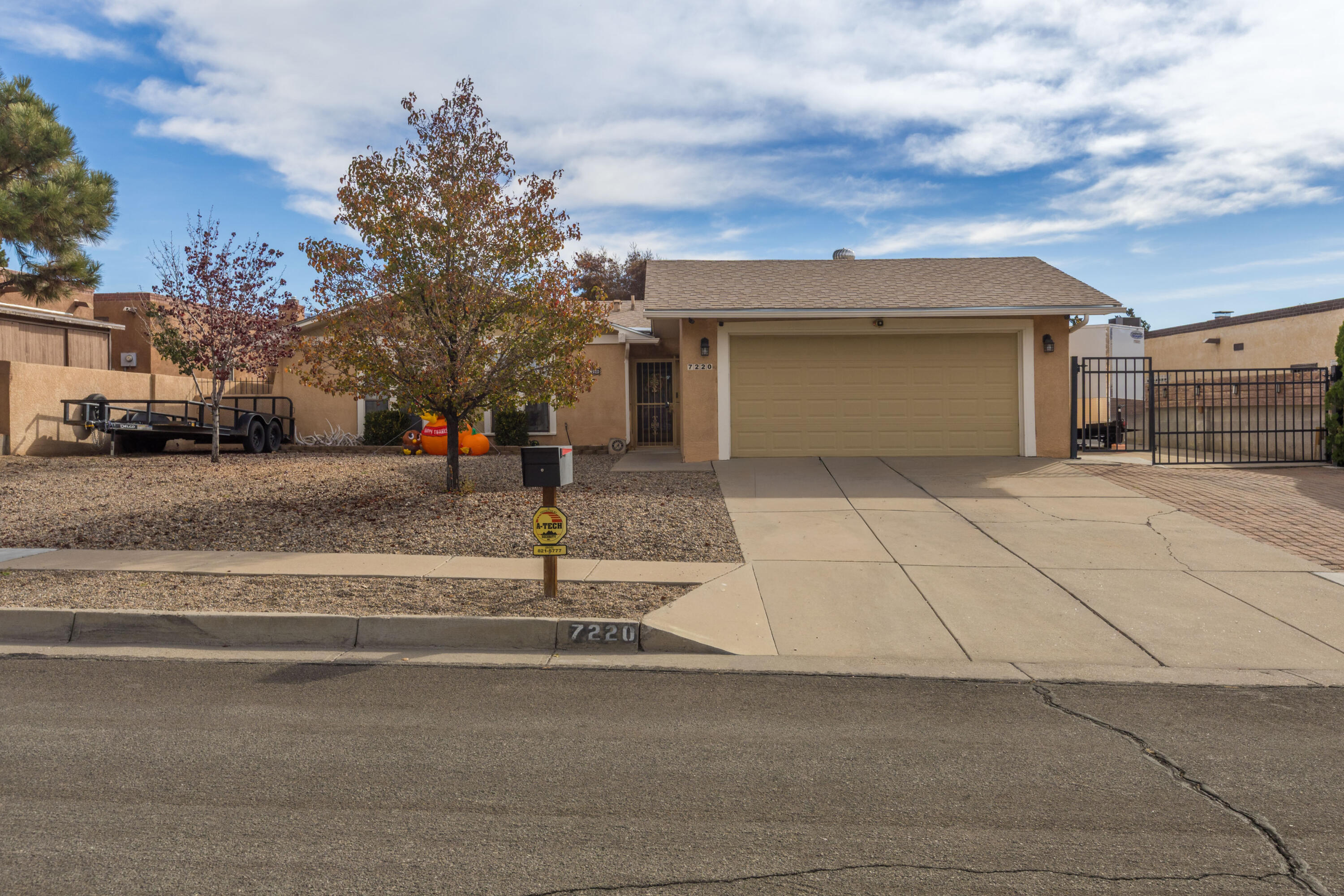 7220 Ticonderoga Road NE