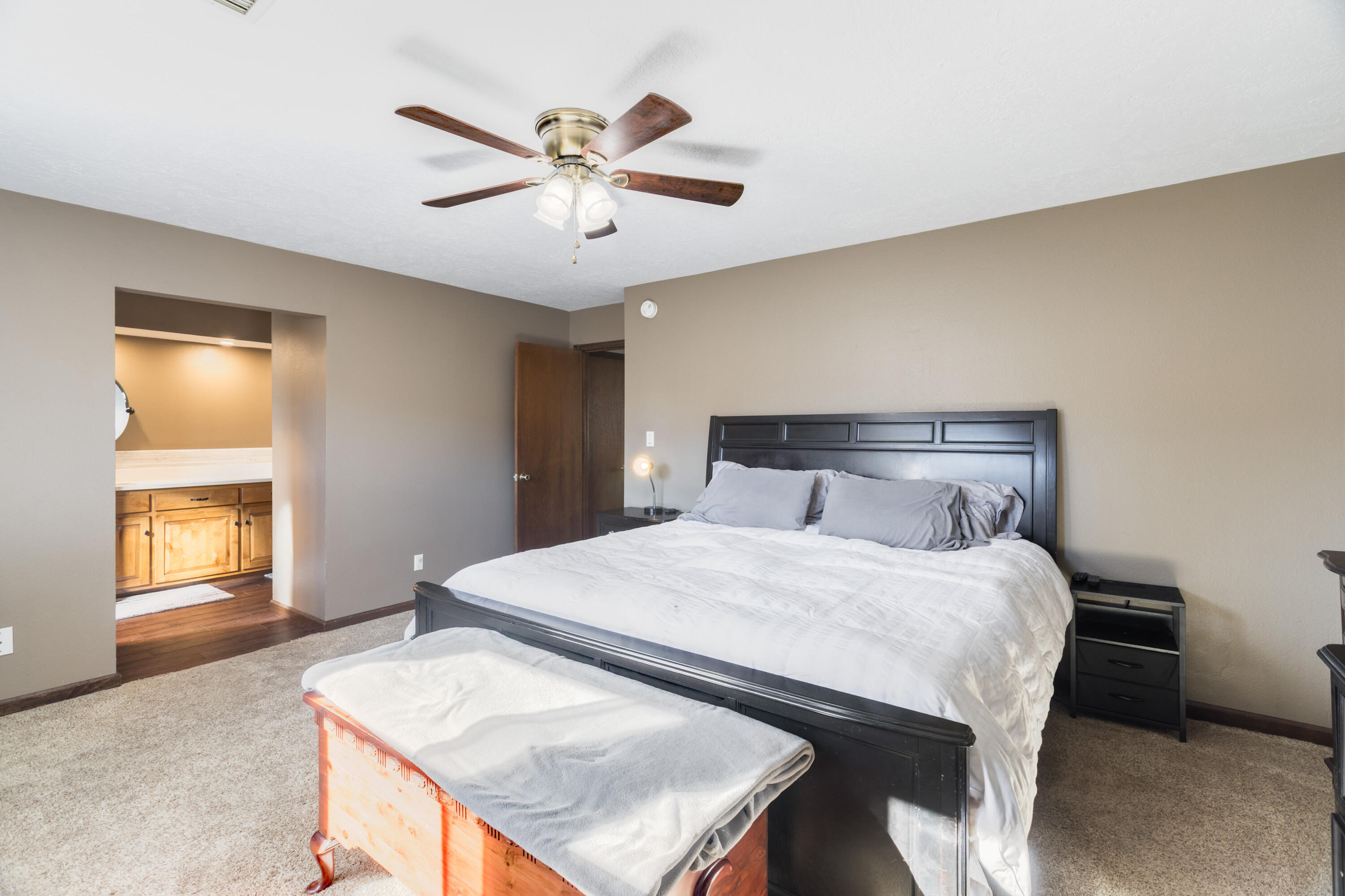 7220 Ticonderoga Road NE