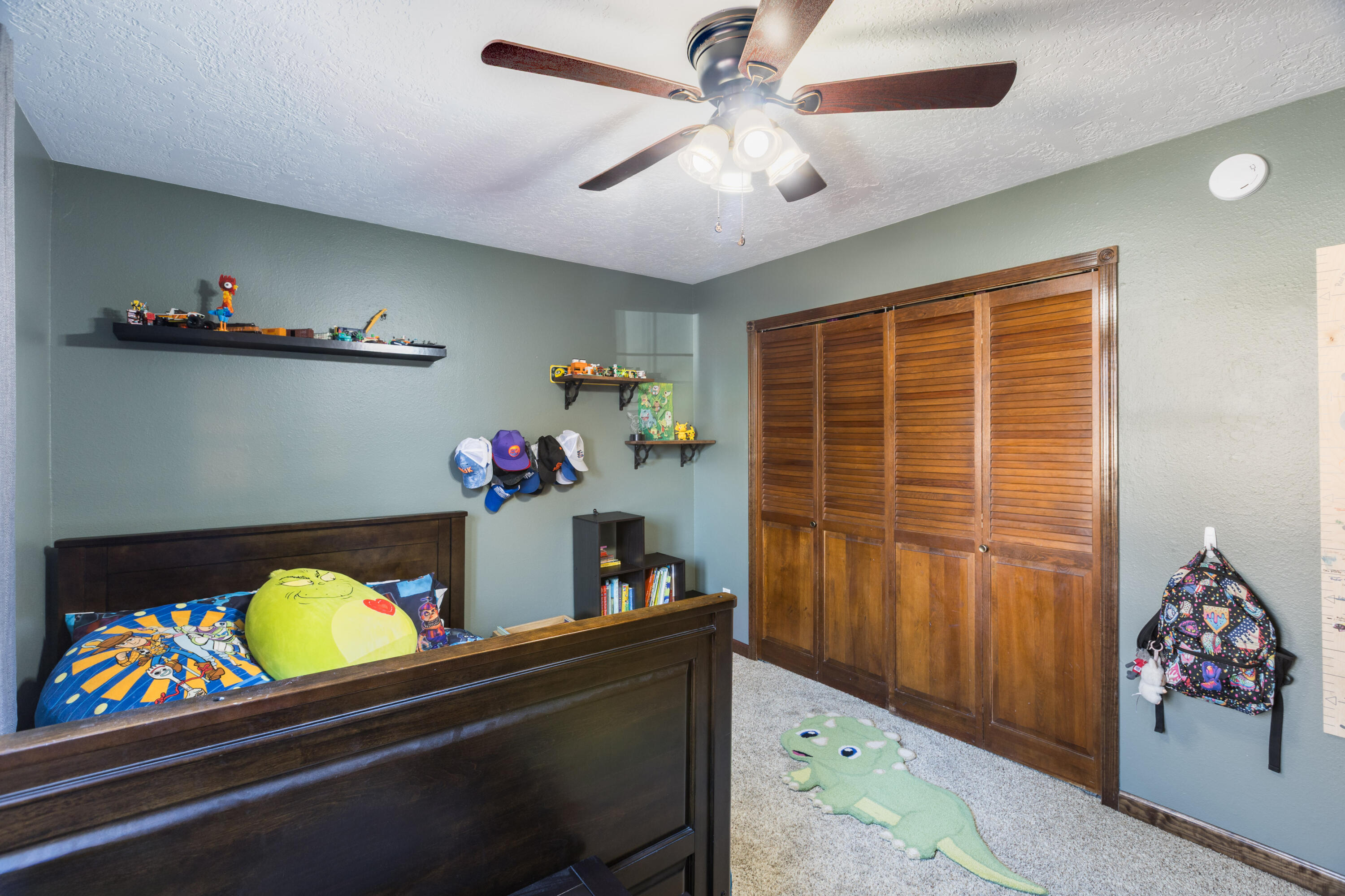 7220 Ticonderoga Road NE