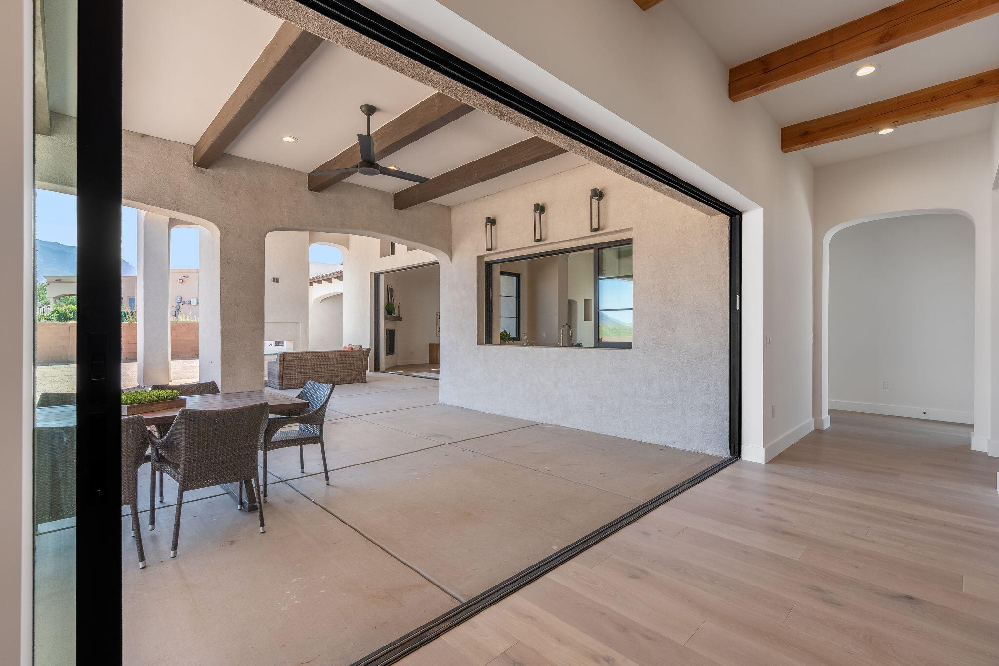 8601 Beverly Hills Avenue NE