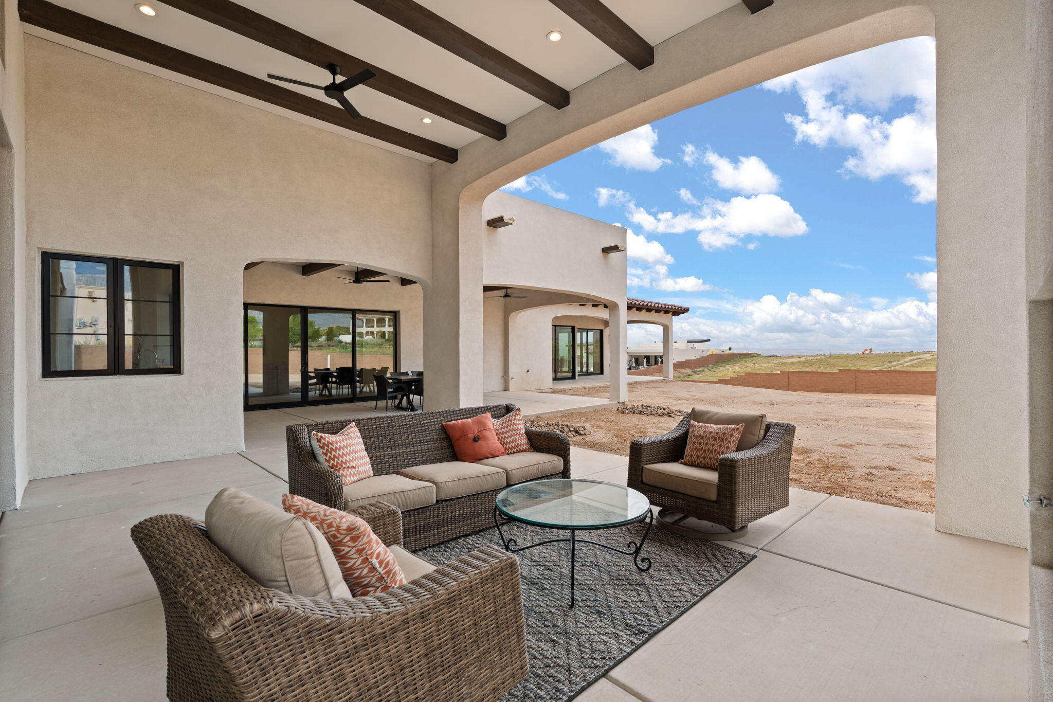 8601 Beverly Hills Avenue NE