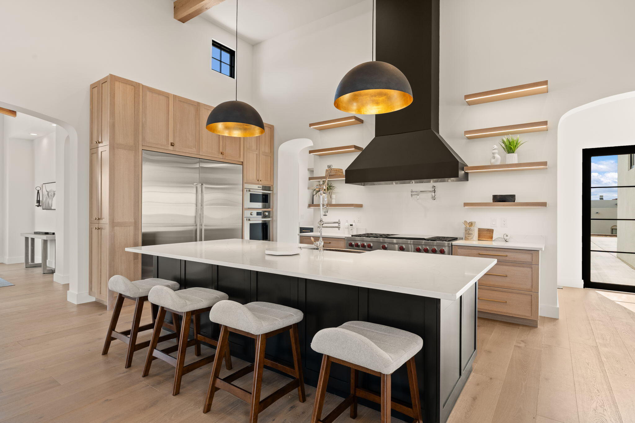 8601 Beverly Hills Avenue NE