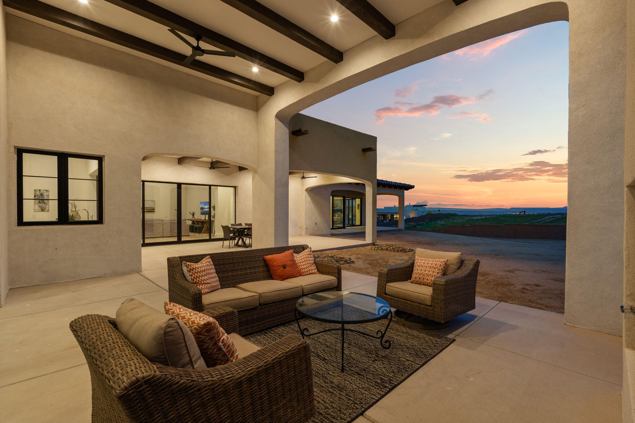 8601 Beverly Hills Avenue NE