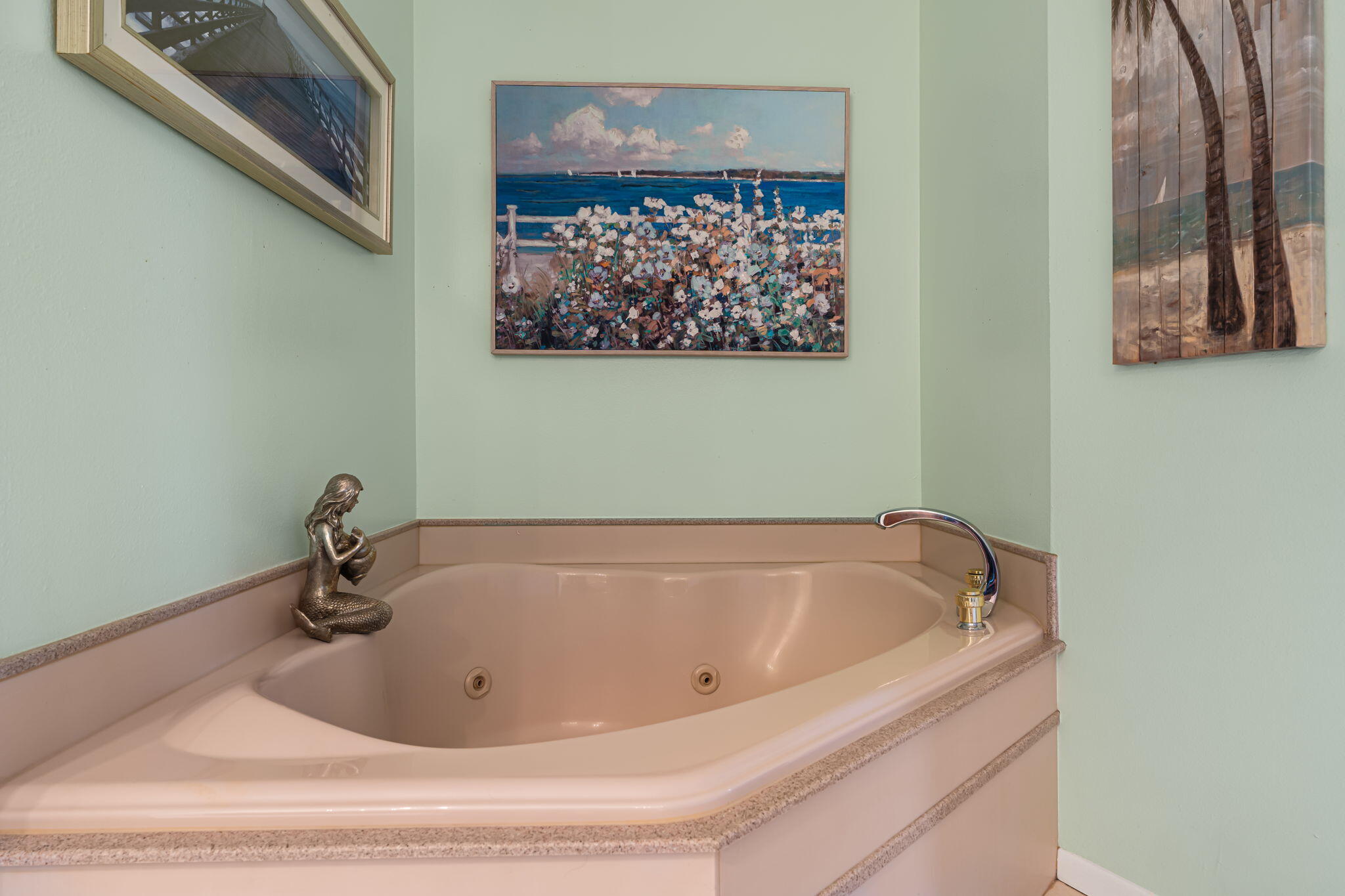 5001 JUSTIN Drive NW