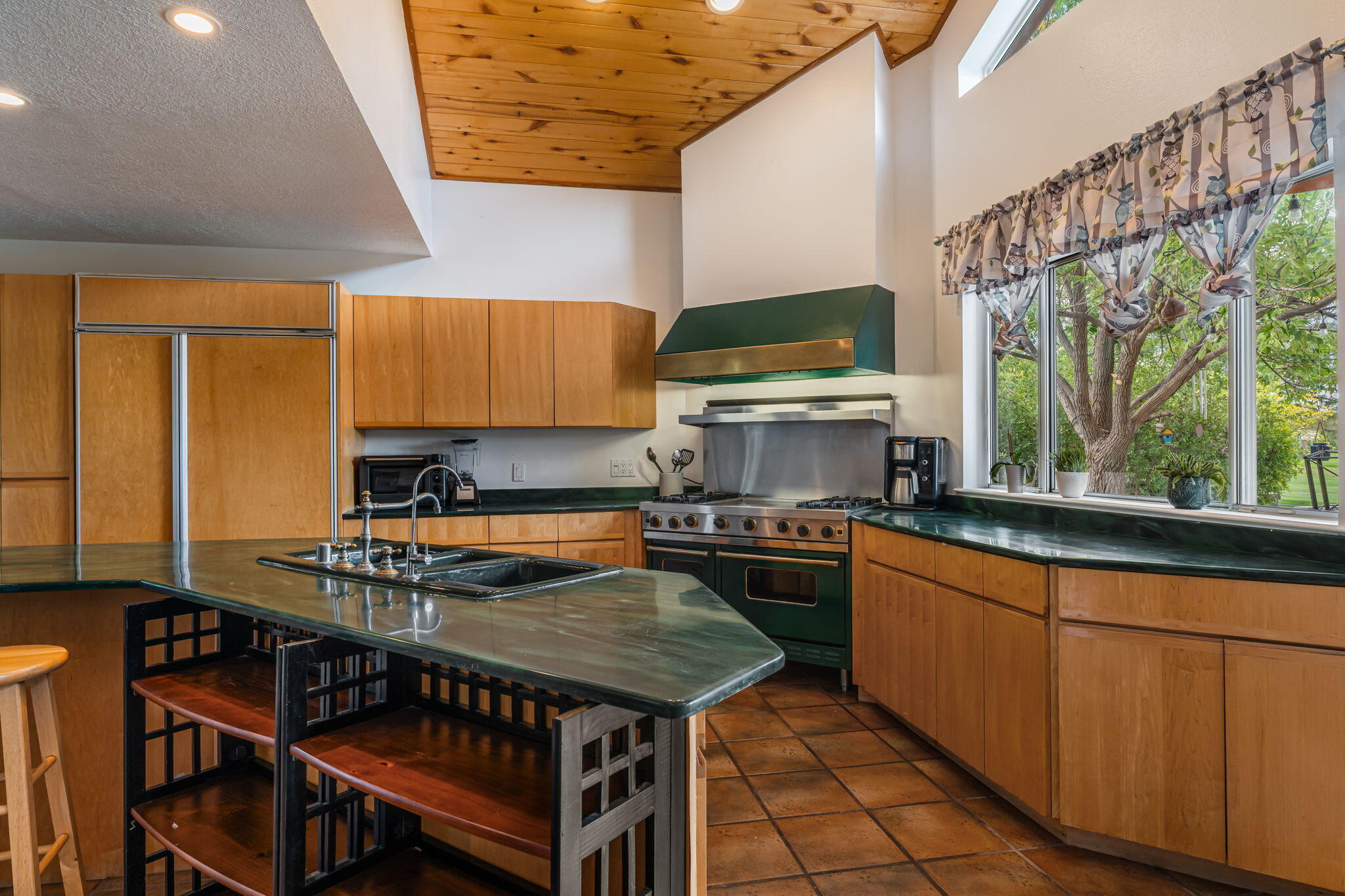 5001 JUSTIN Drive NW