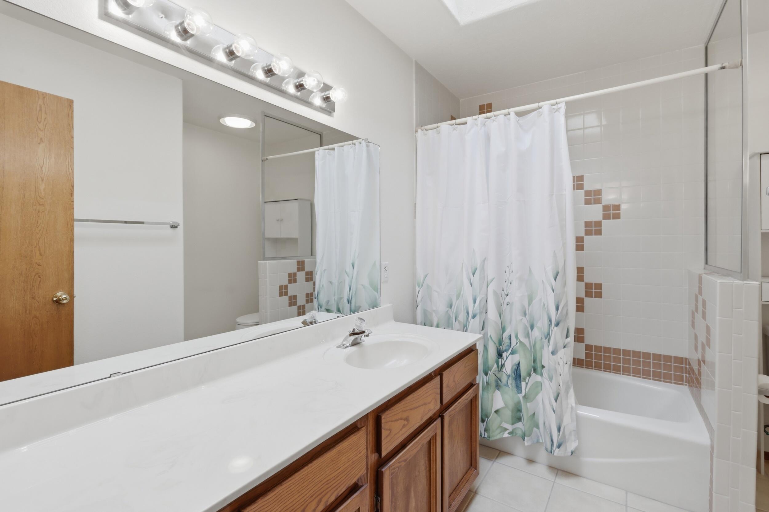 6856 Kelly Ann Road NE