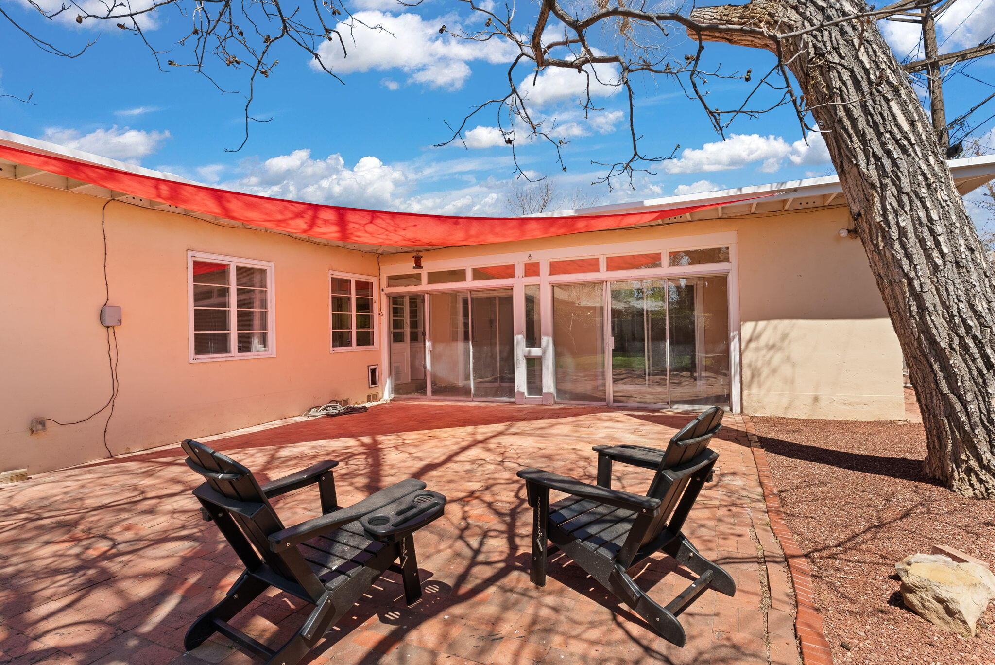 3600 Mackland Avenue NE