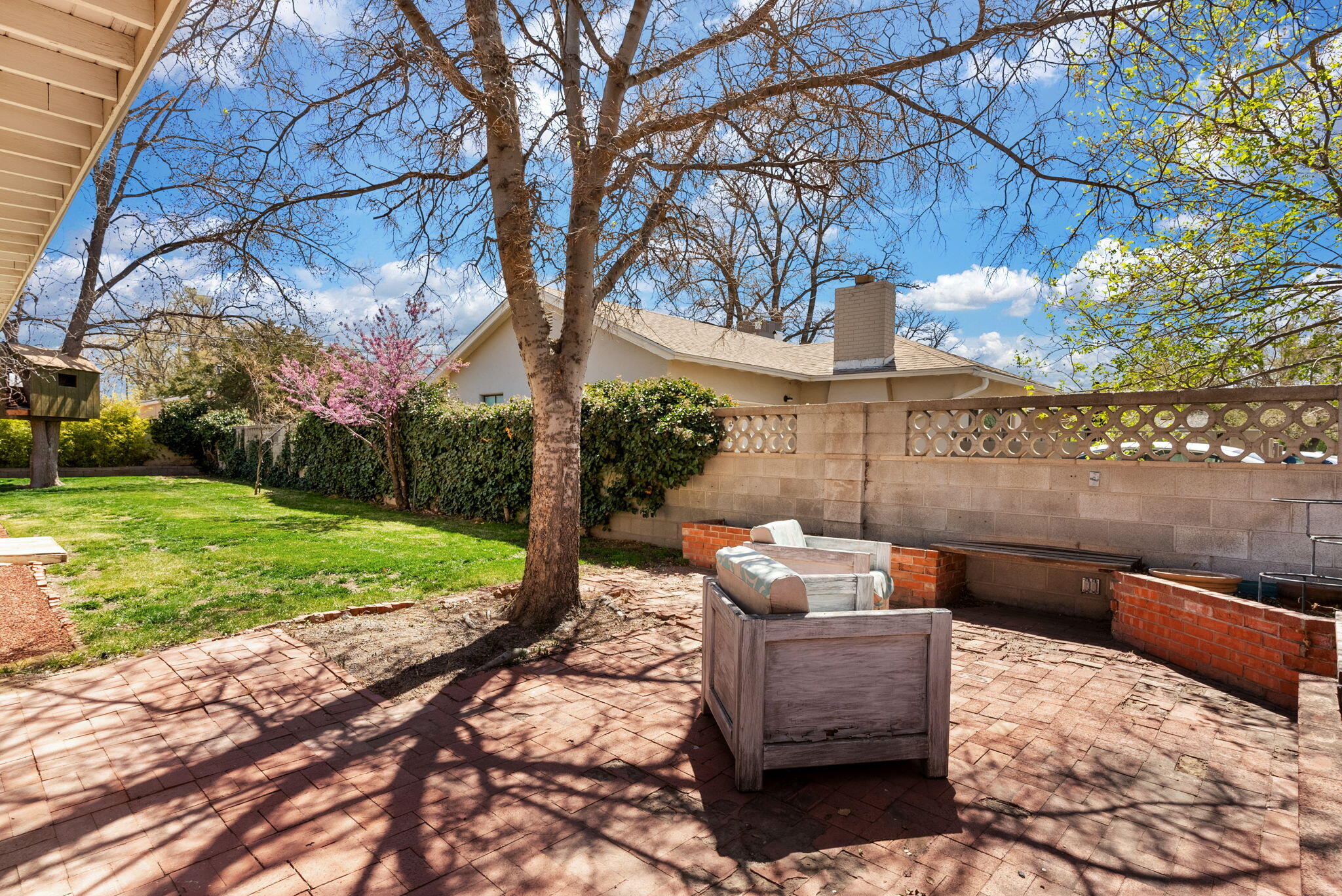 3600 Mackland Avenue NE