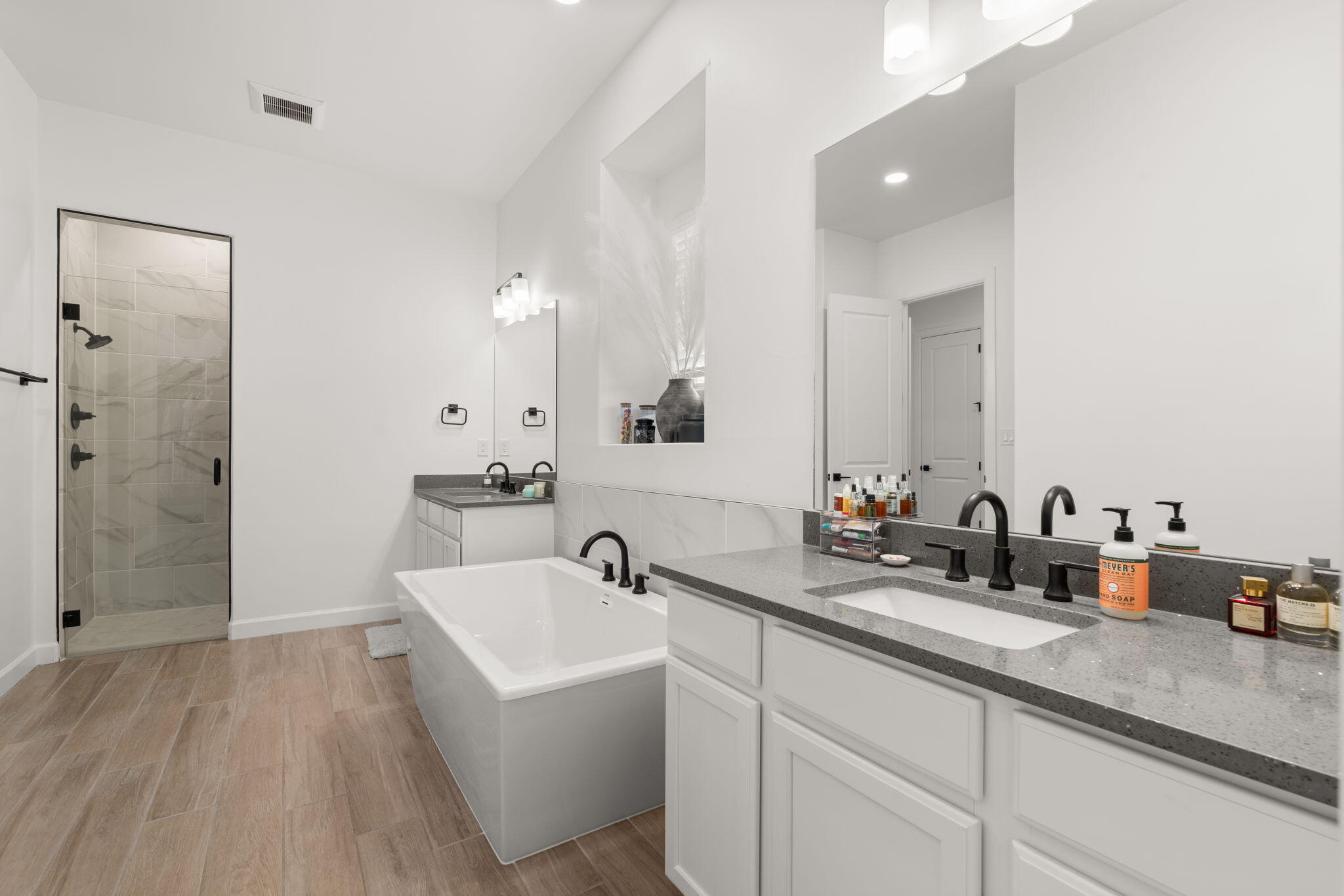 7720 Station Court NW