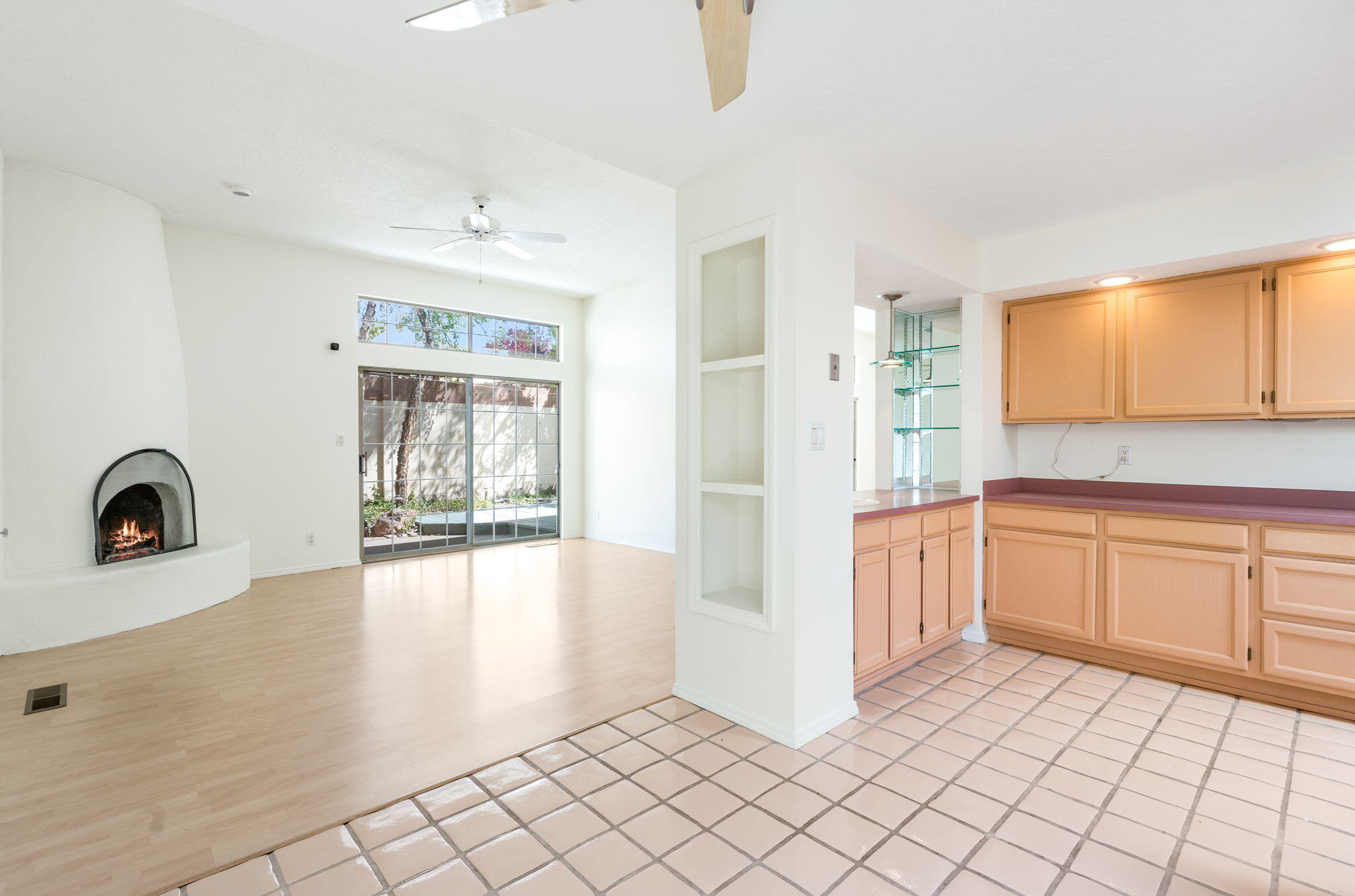 7904 Woodridge Drive NE