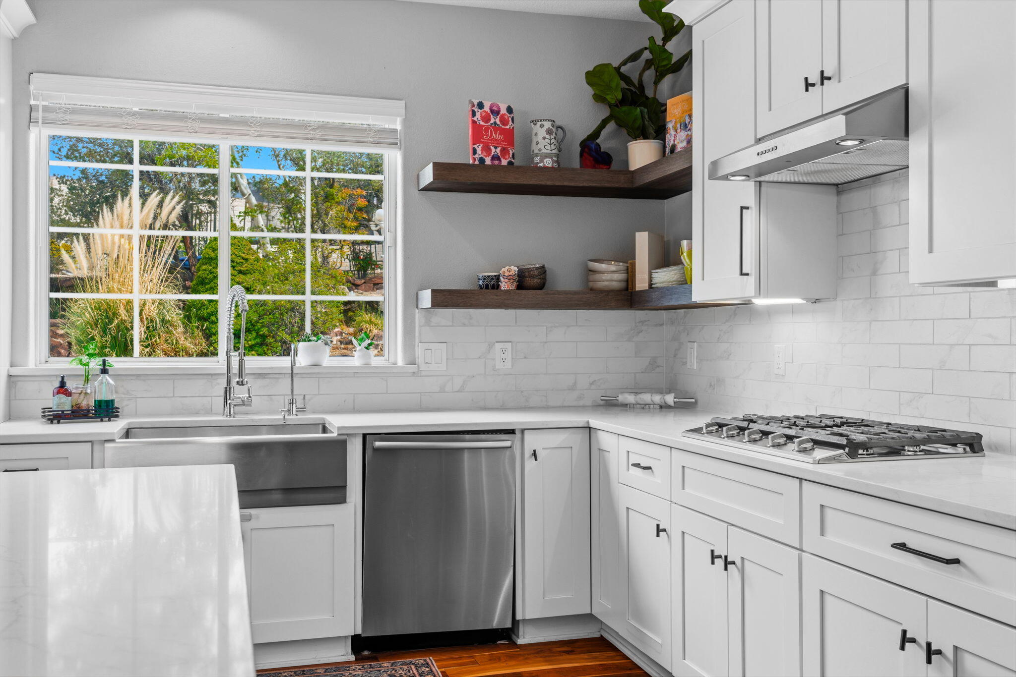 7030 Starshine Street NE