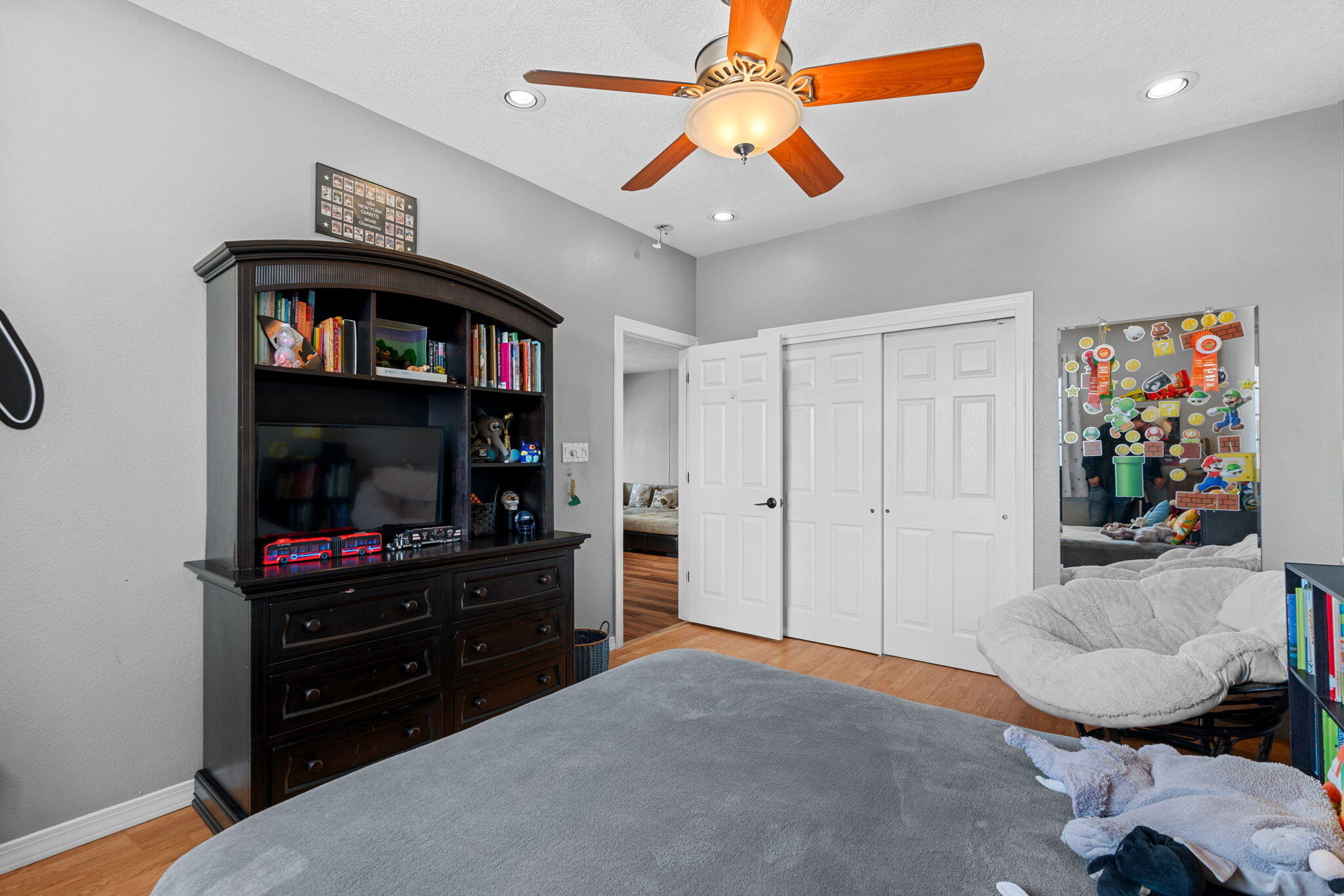 7030 Starshine Street NE