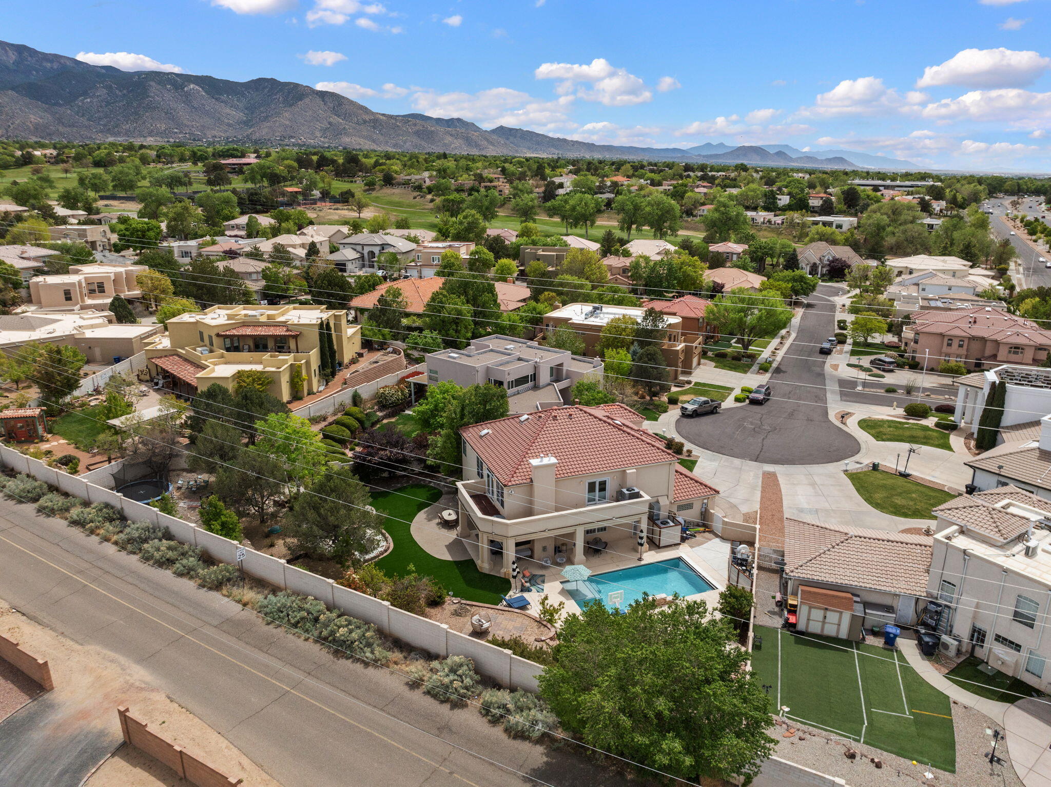 7030 Starshine Street NE