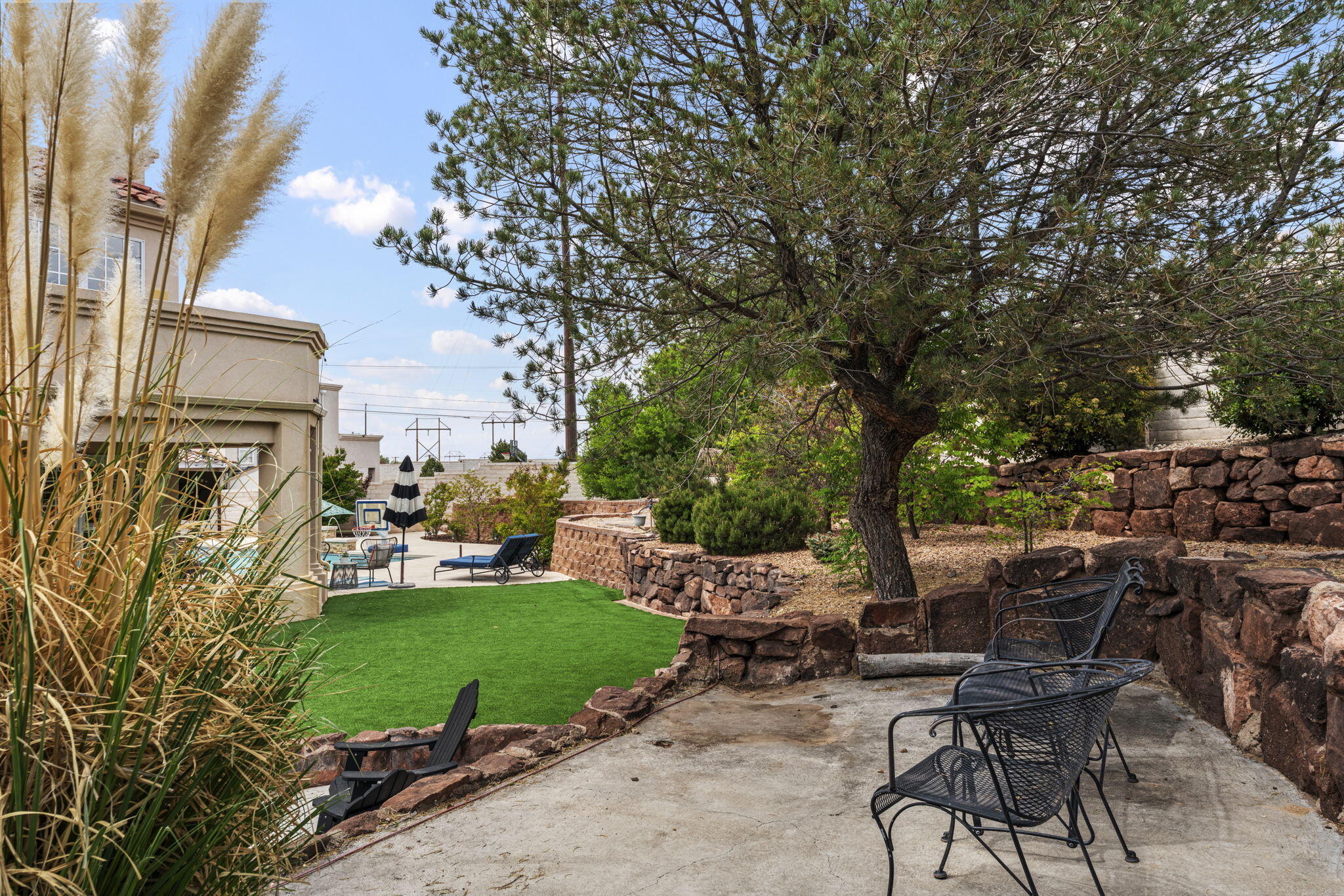 7030 Starshine Street NE