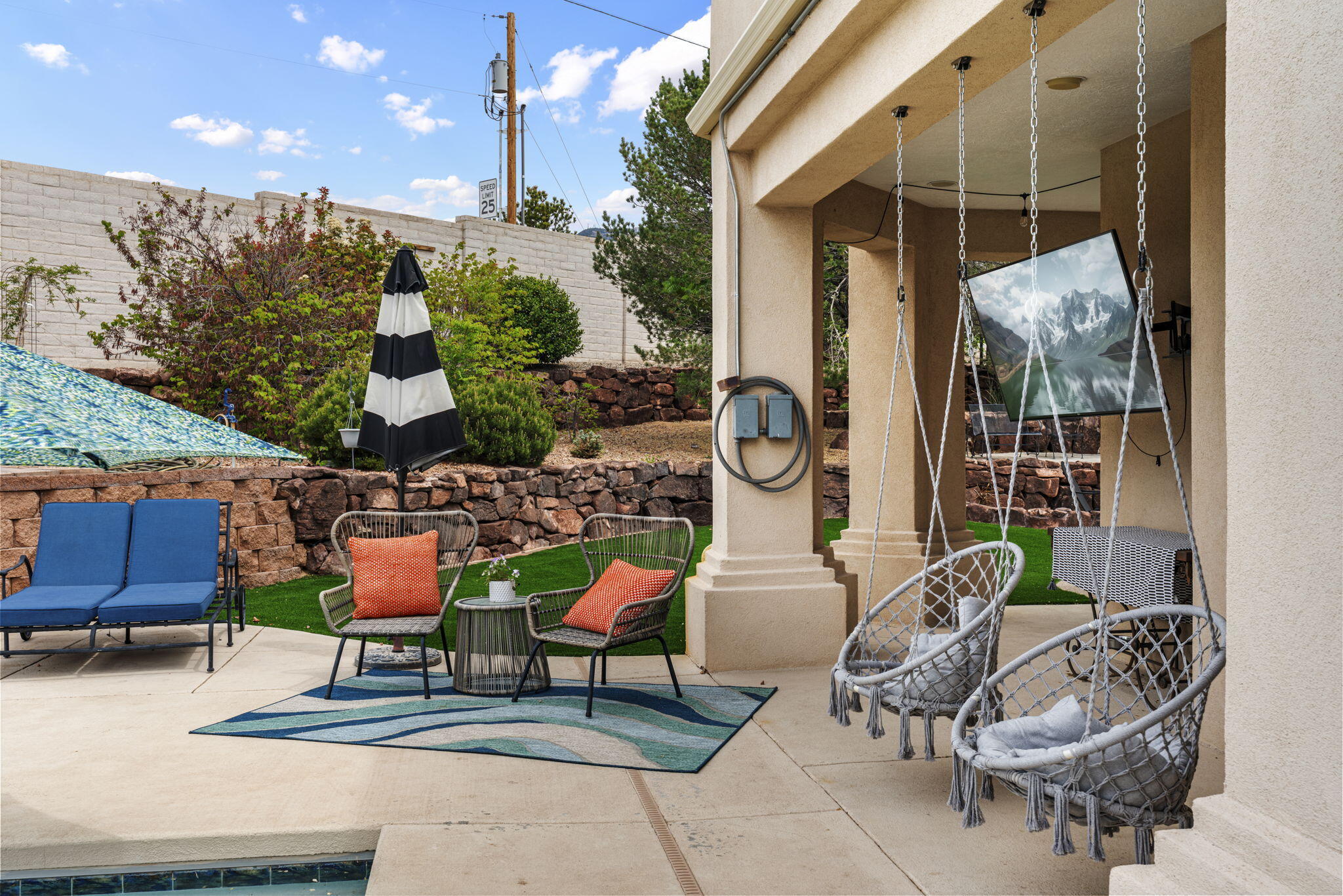 7030 Starshine Street NE