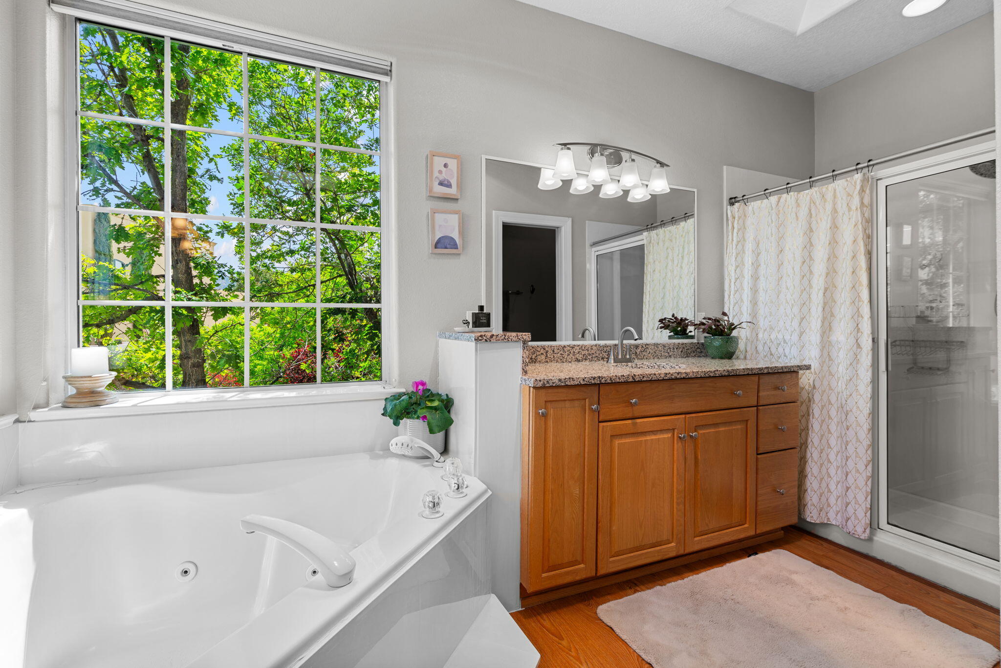 7030 Starshine Street NE