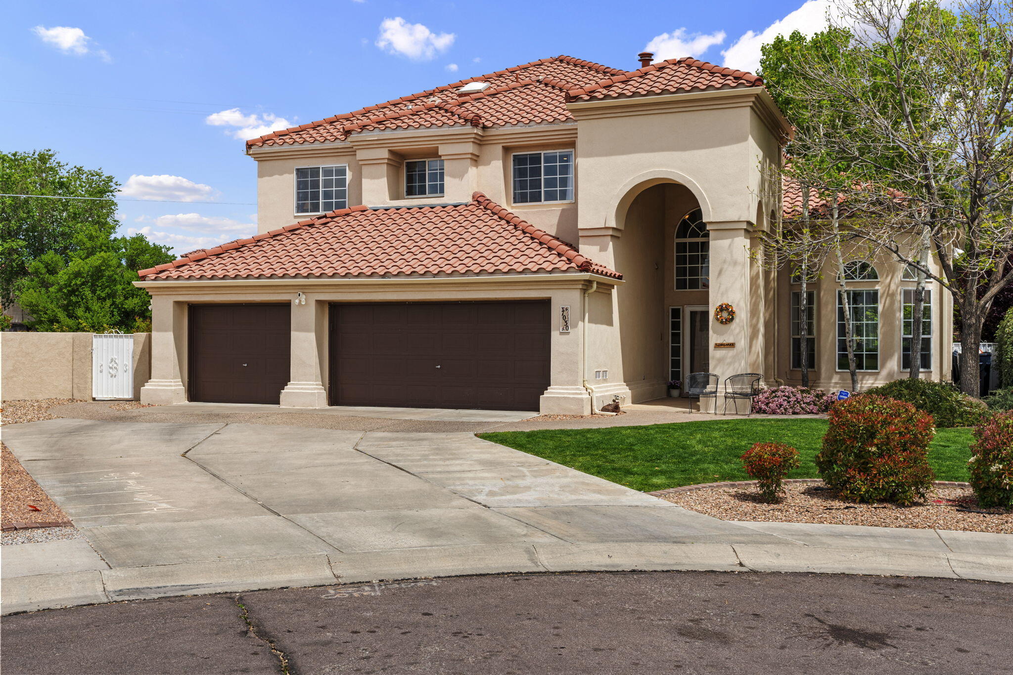 7030 Starshine Street NE