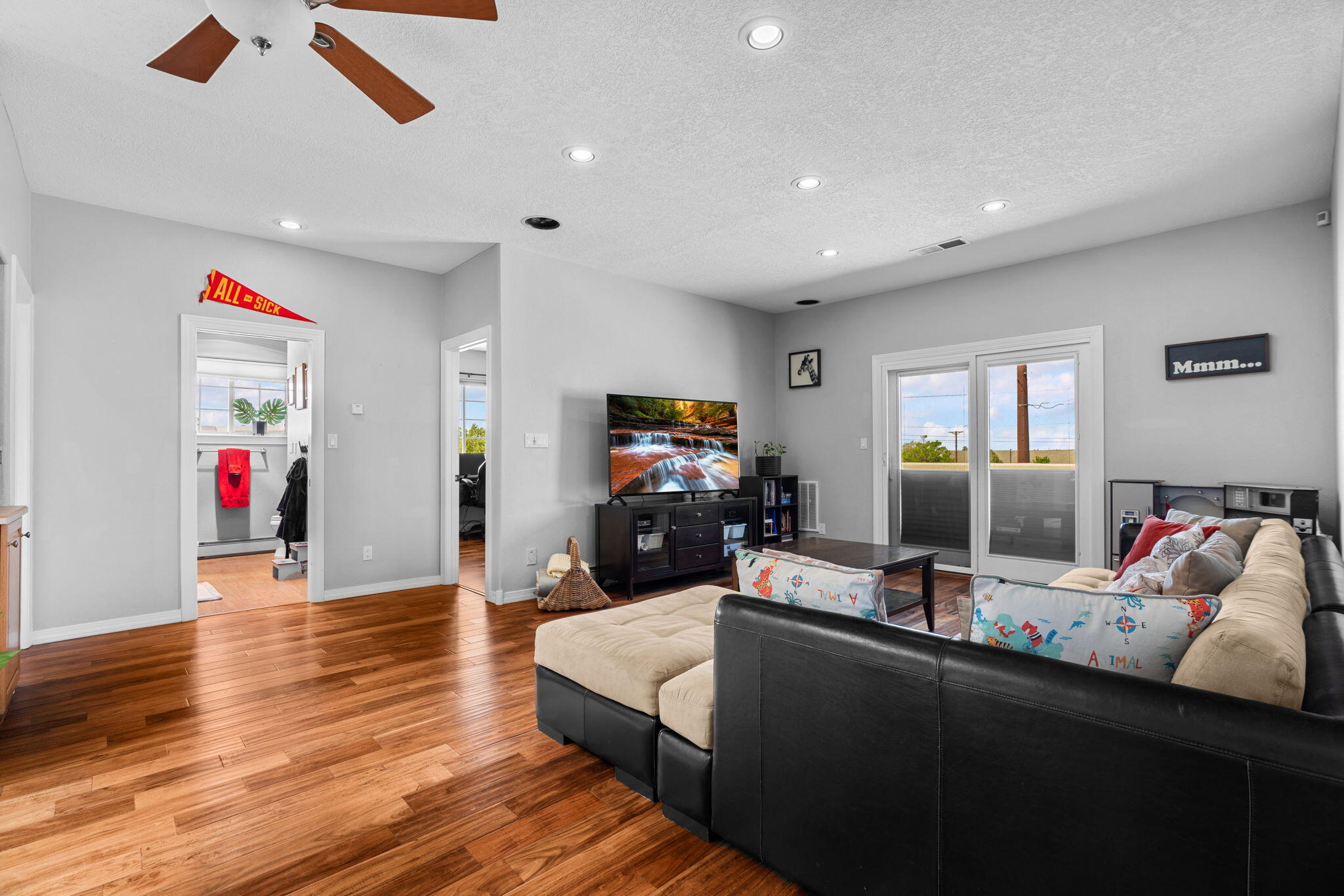 7030 Starshine Street NE