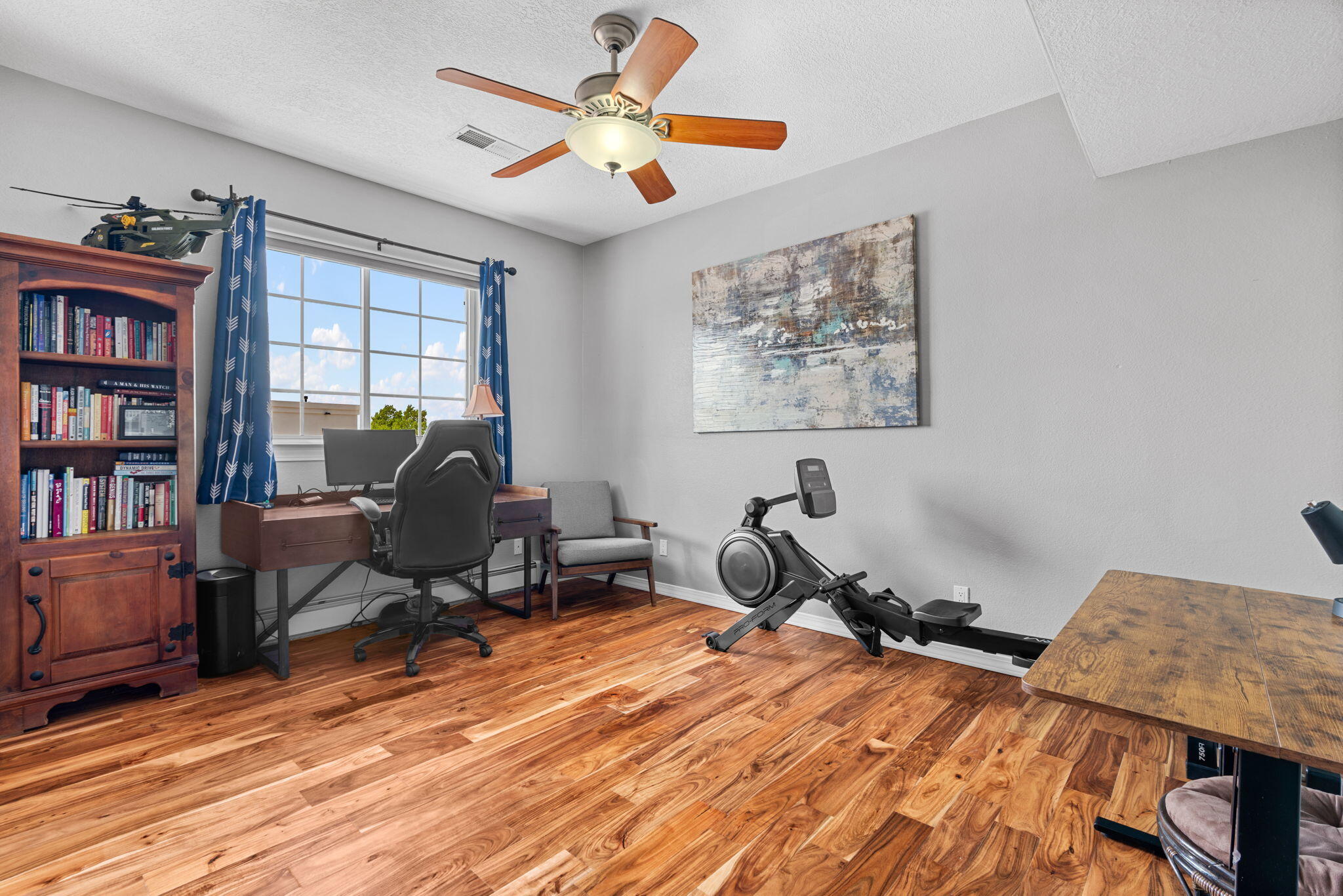 7030 Starshine Street NE