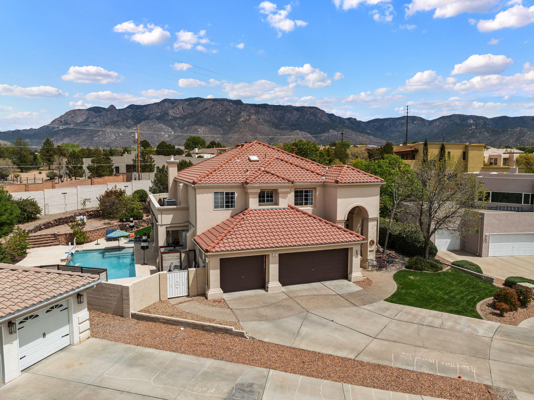 7030 Starshine Street NE