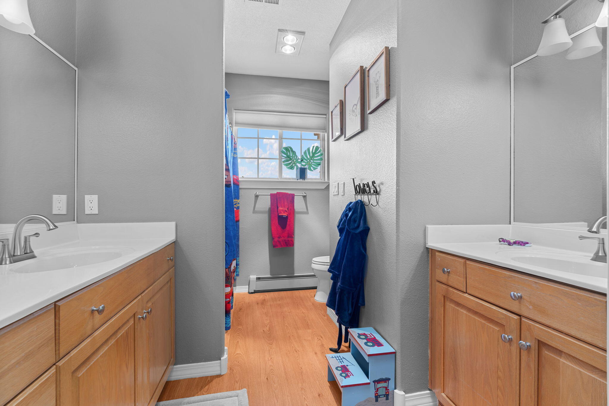 7030 Starshine Street NE