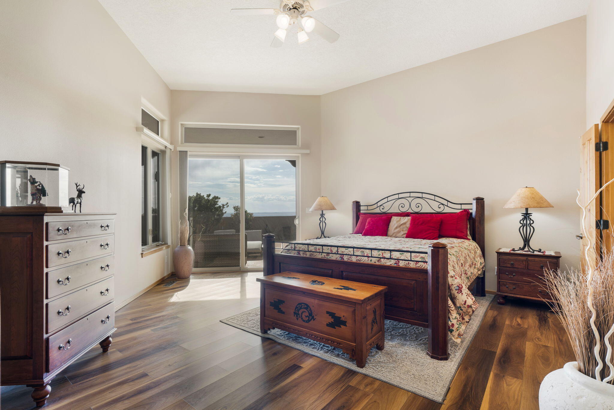 6101 Copper Rose Street NE