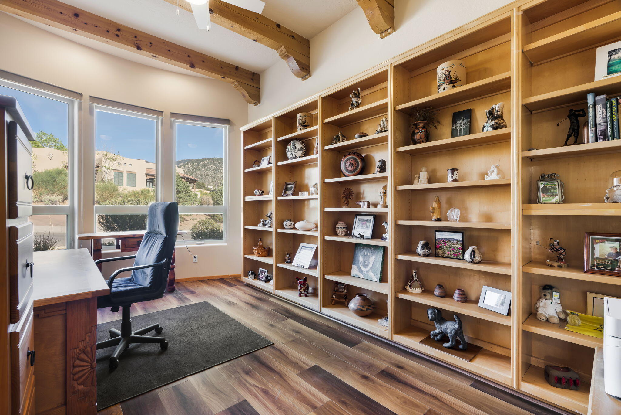 6101 Copper Rose Street NE