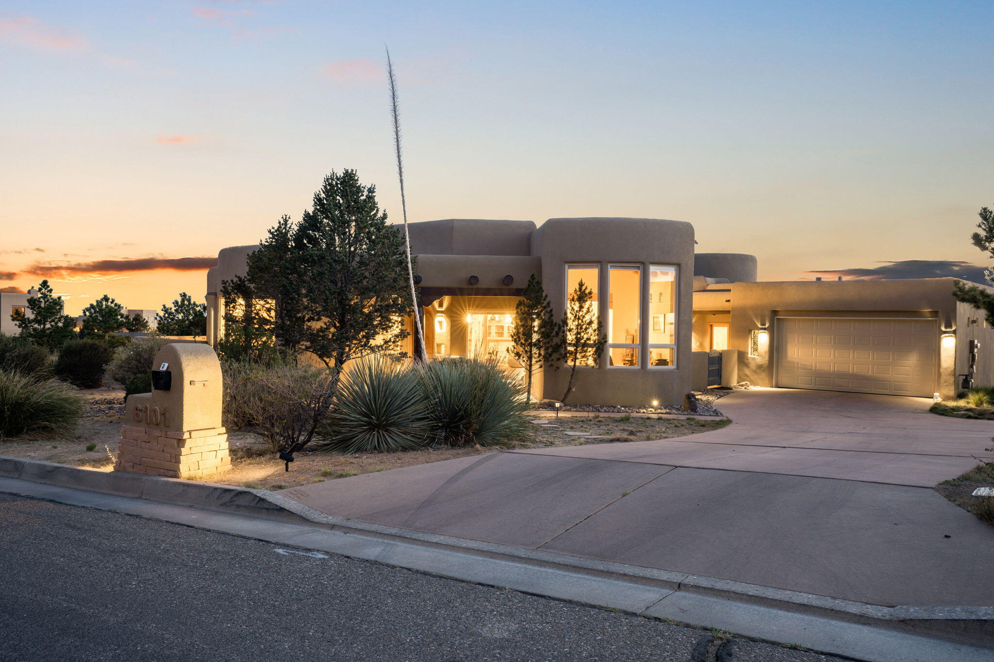 6101 Copper Rose Street NE