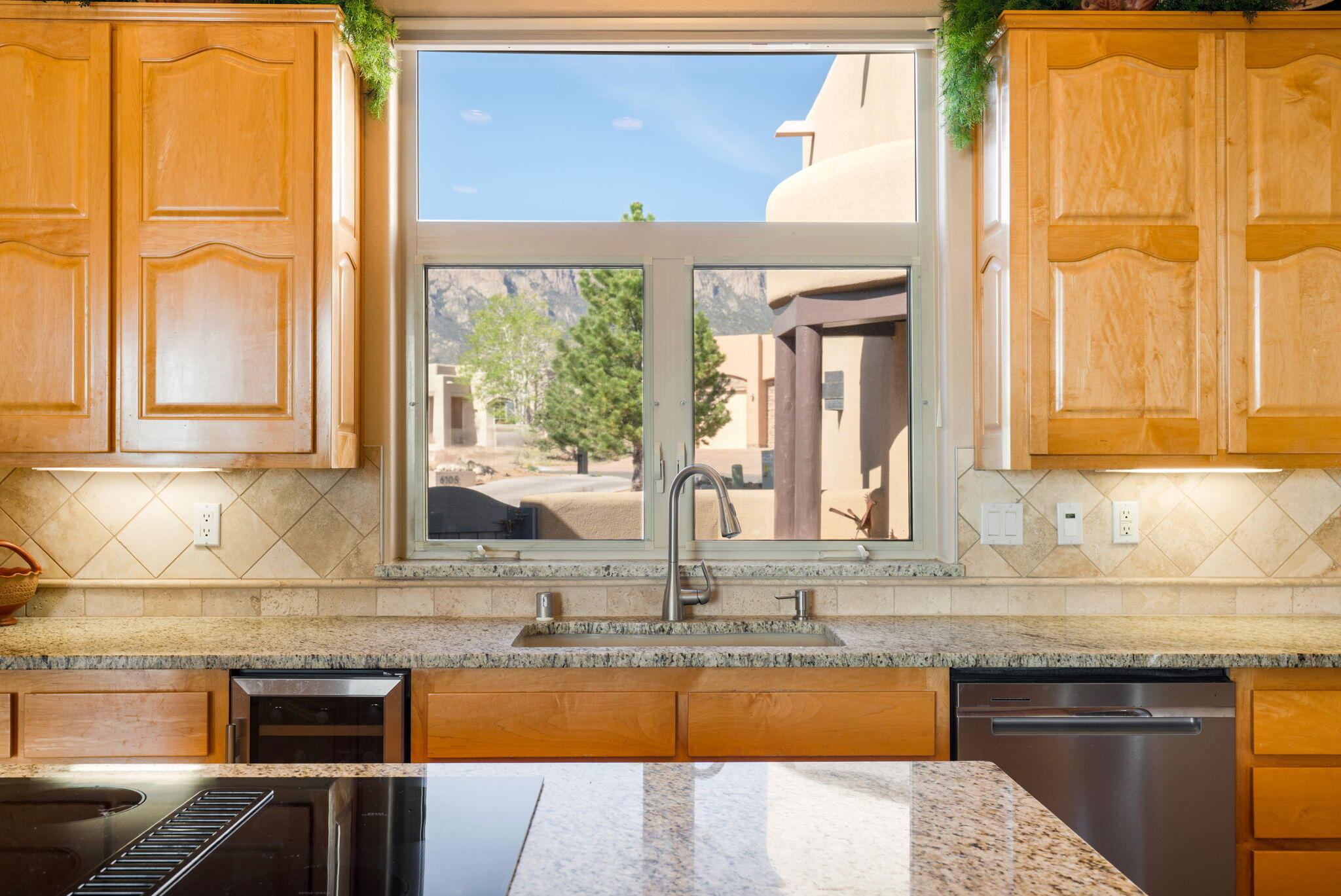 6101 Copper Rose Street NE