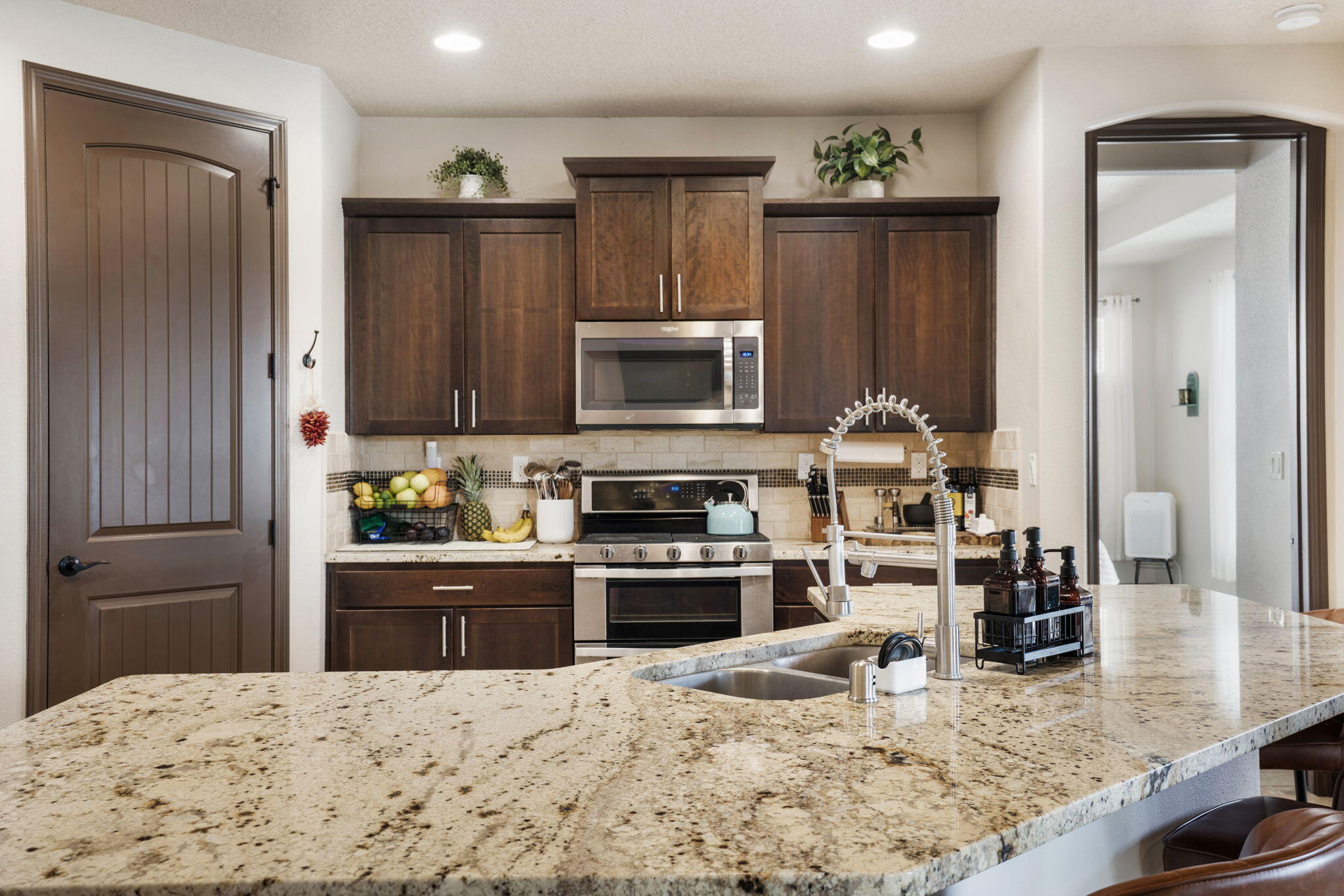 6036 N Sandia Court NE