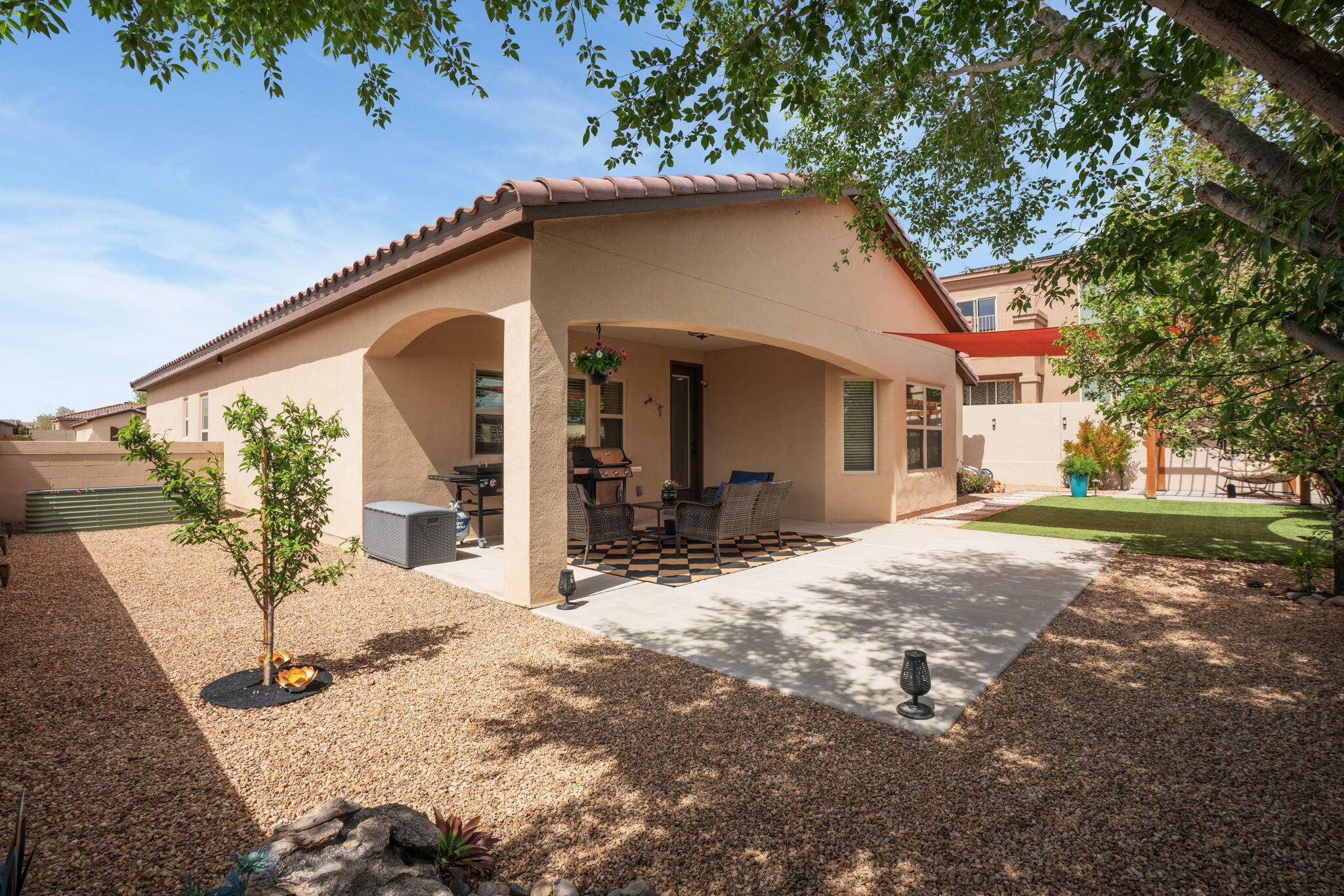 6036 N Sandia Court NE