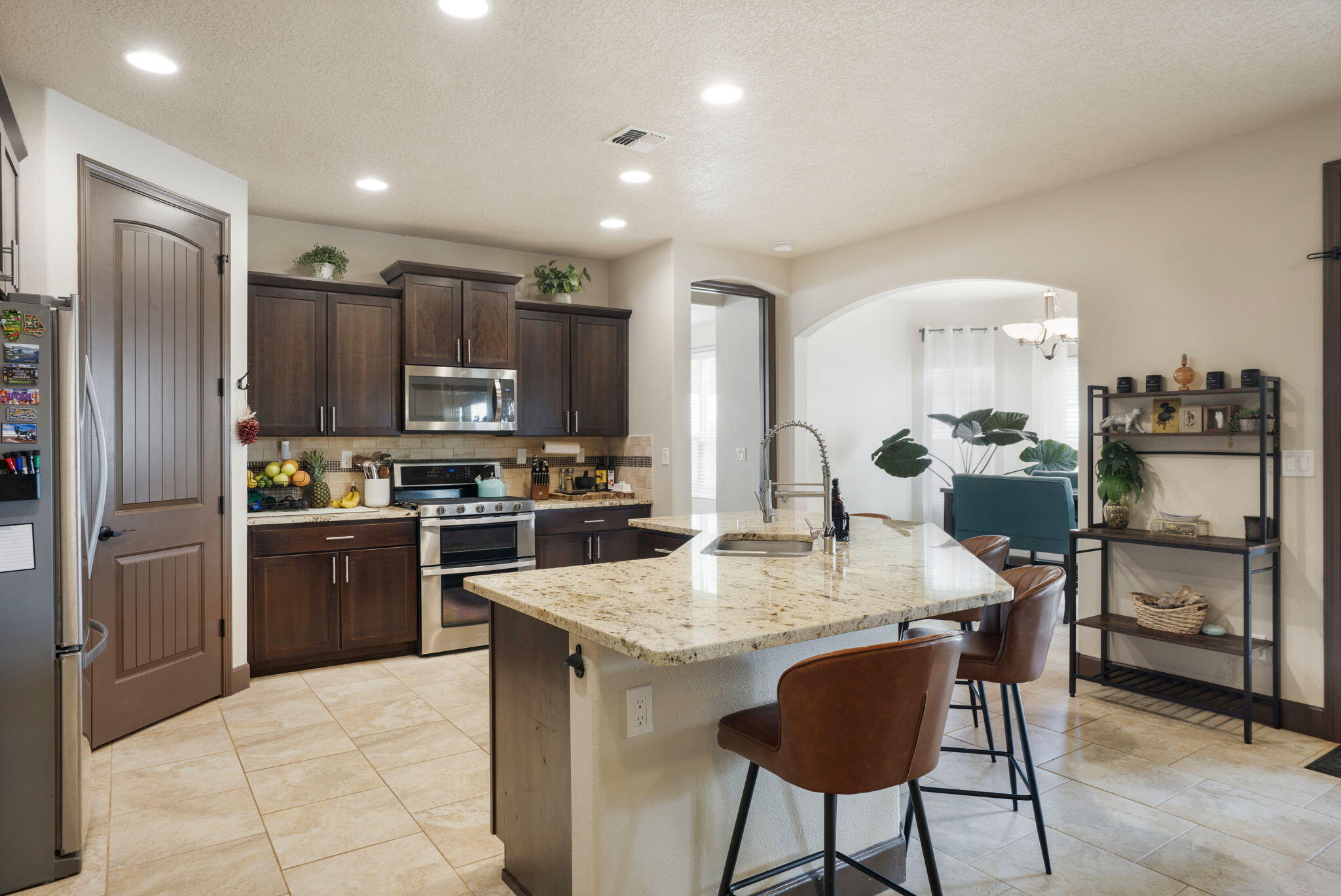 6036 N Sandia Court NE