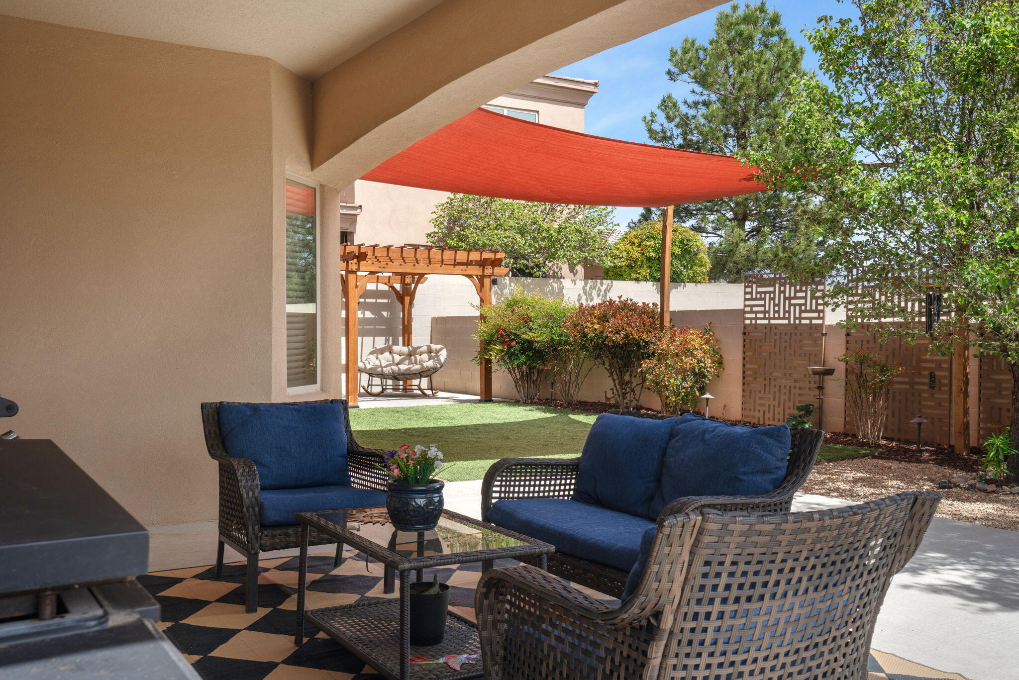 6036 N Sandia Court NE