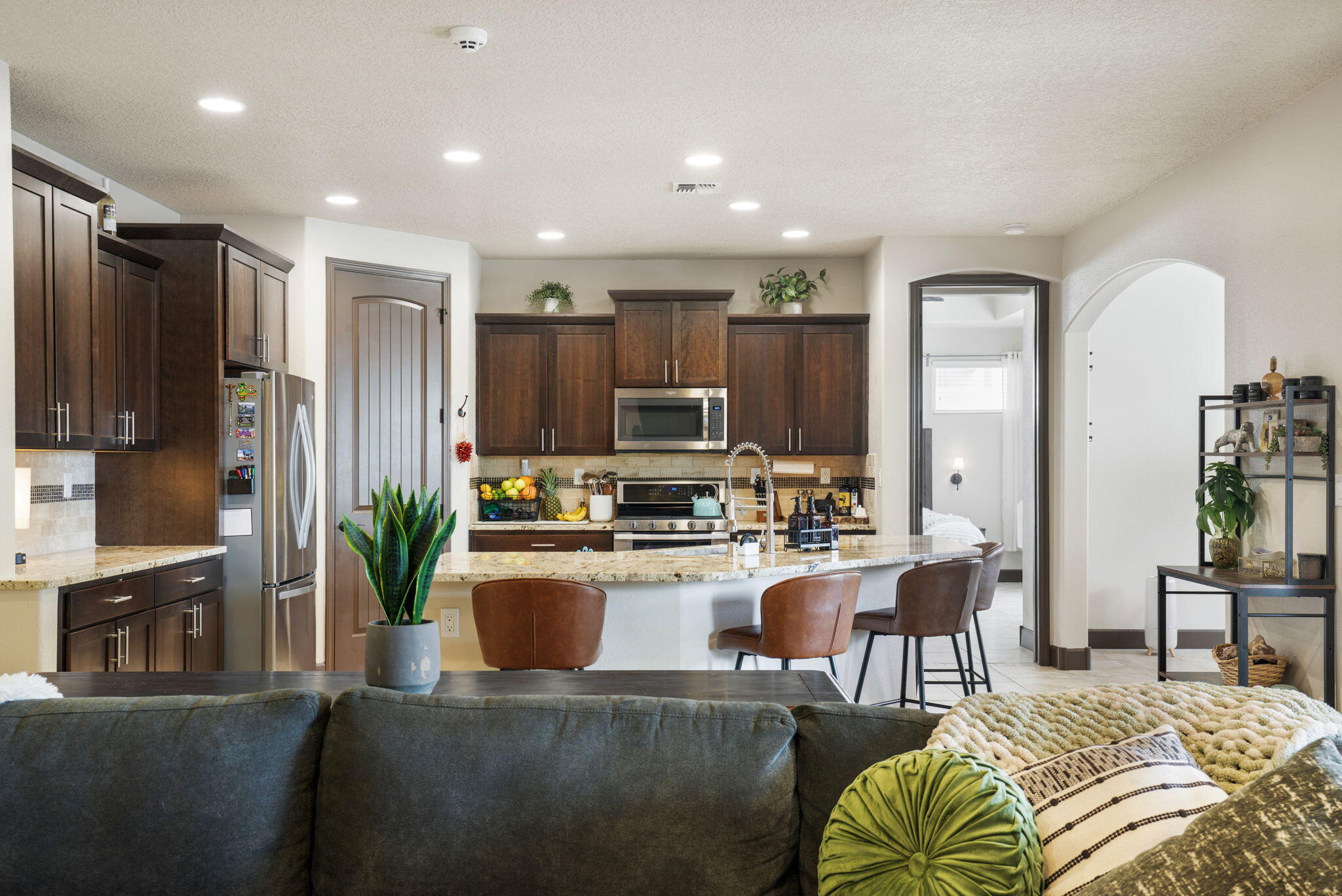 6036 N Sandia Court NE