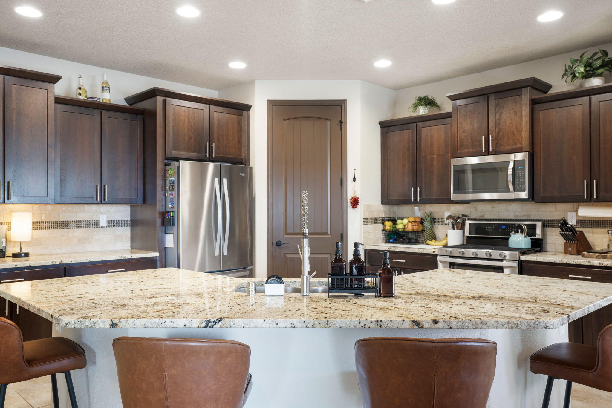 6036 N Sandia Court NE