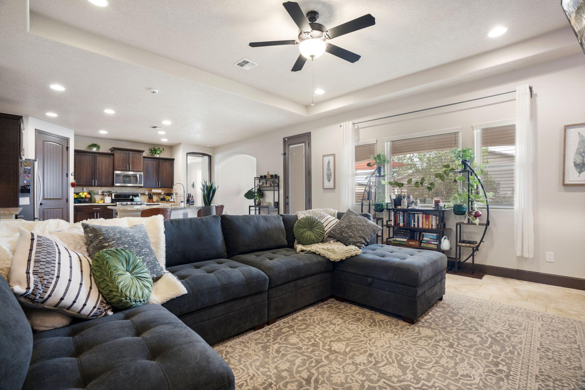 6036 N Sandia Court NE