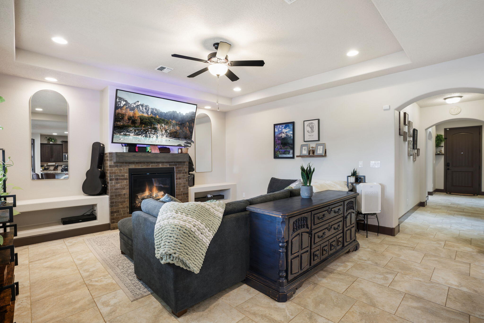 6036 N Sandia Court NE