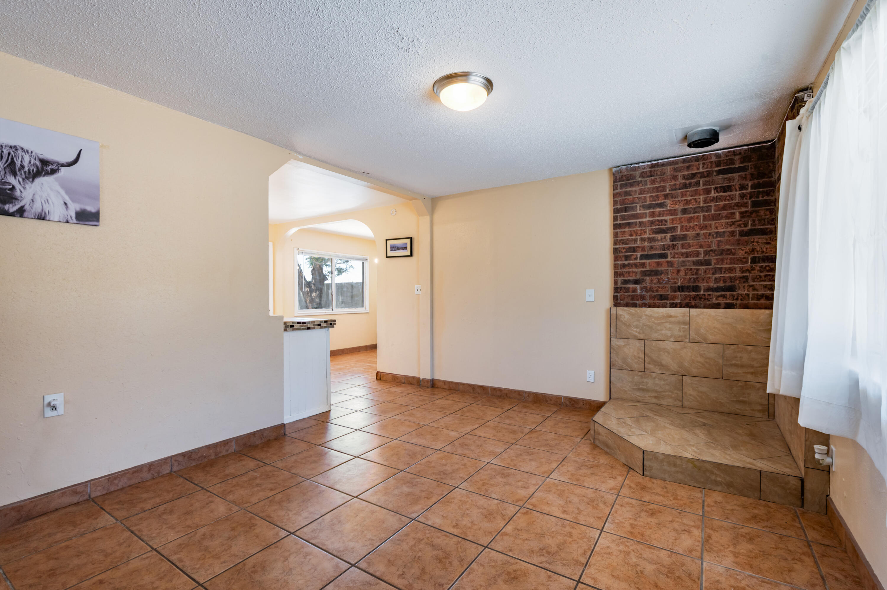 761 Jewel Place NE