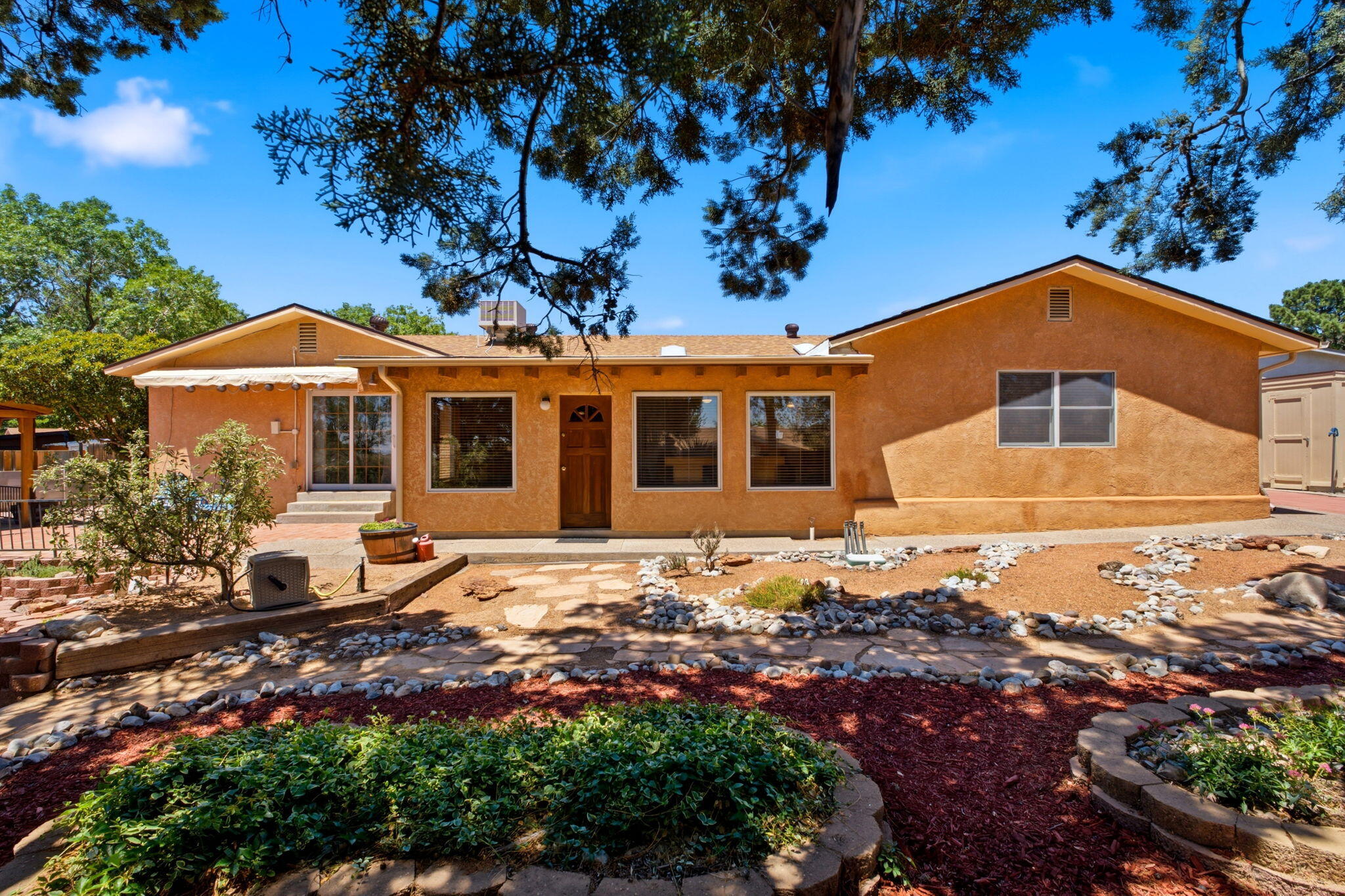 3732 Mount Rainier Drive NE