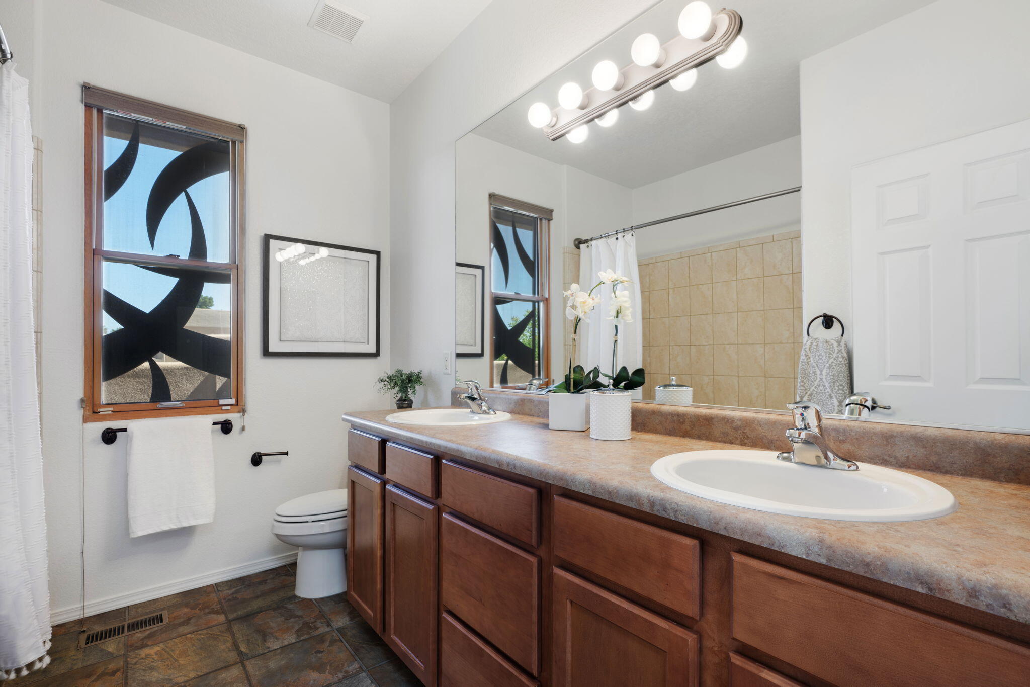 3710 Ridge Pointe Loop NE