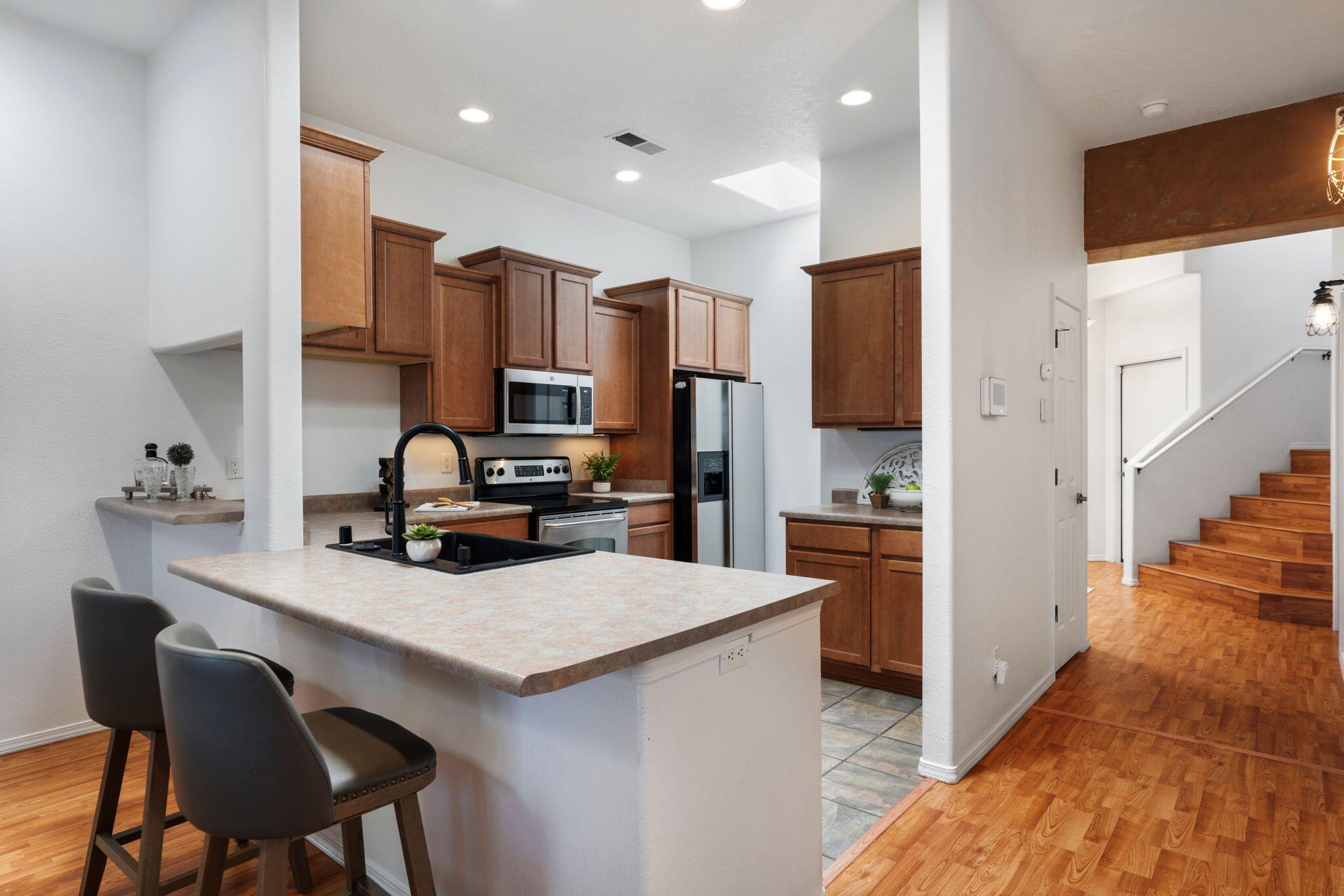 3710 Ridge Pointe Loop NE