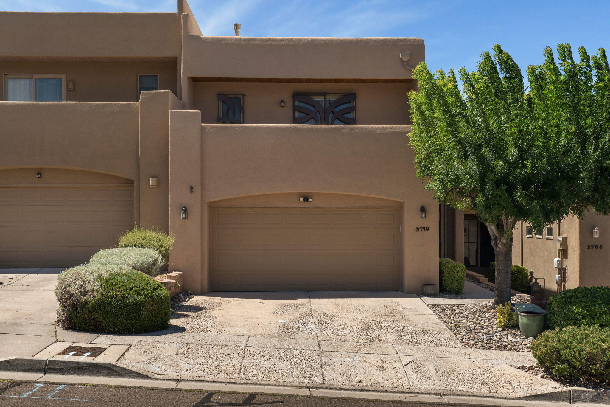 3710 Ridge Pointe Loop NE