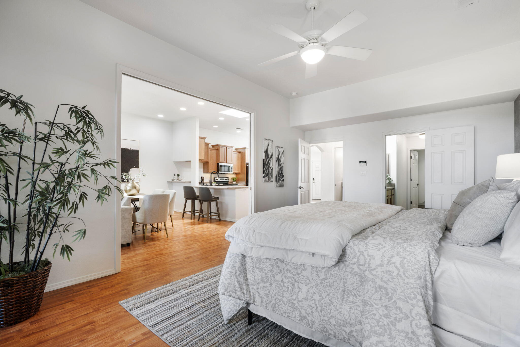 3710 Ridge Pointe Loop NE